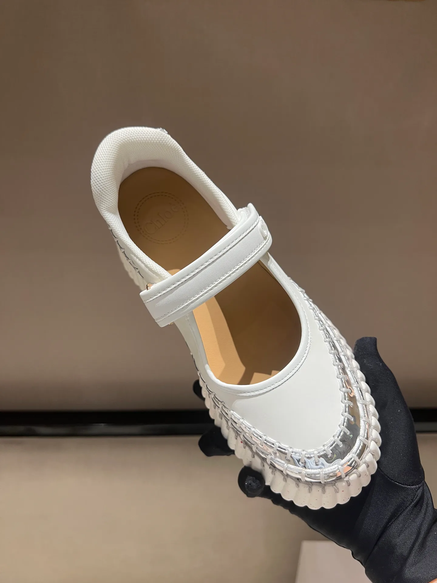 Кроссовки Женские Chloe 18020539