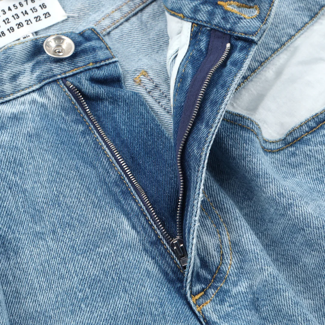 Джинсы Женские Maison Margiela 11621680