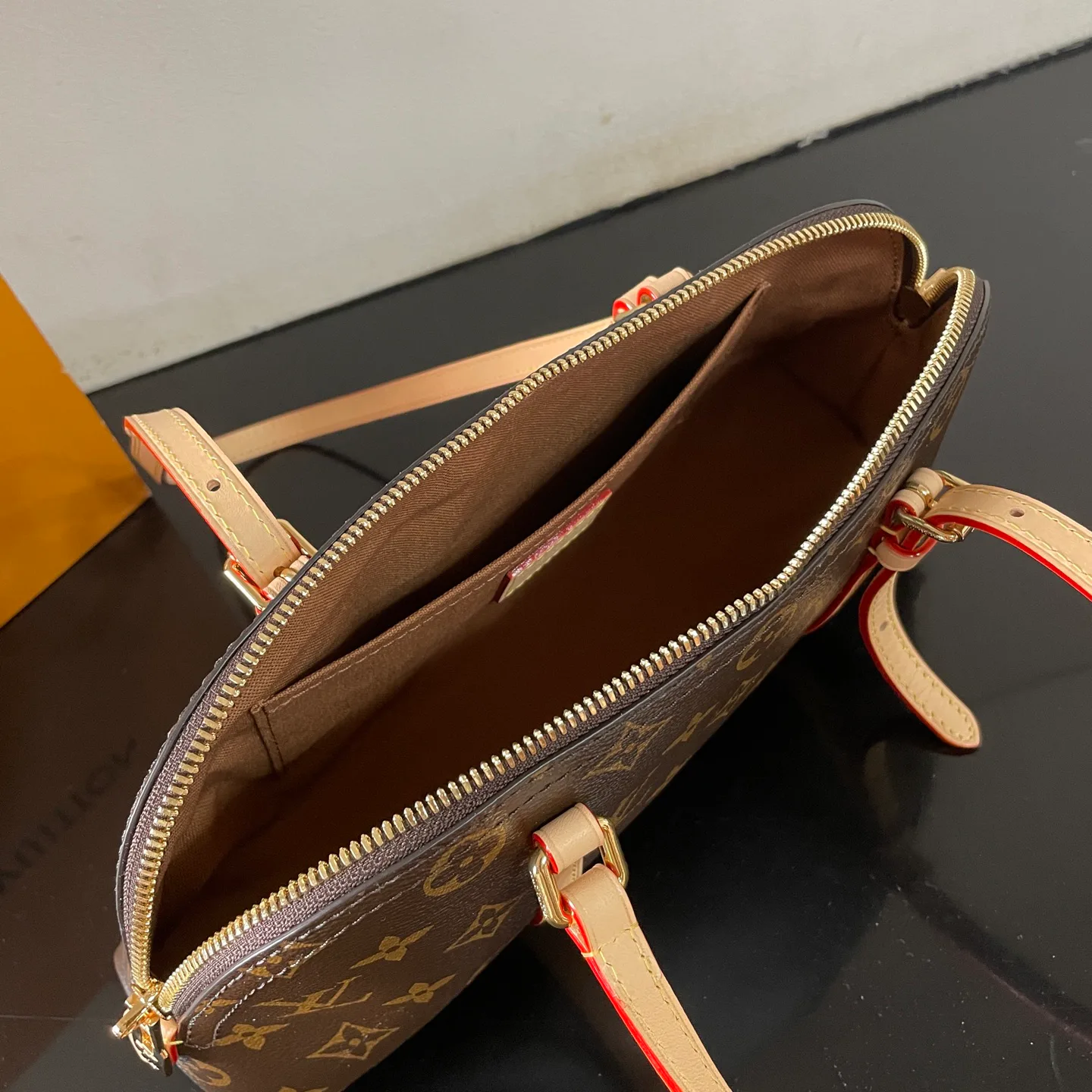 Классические Сумки Женские Louis Vuitton 11522202