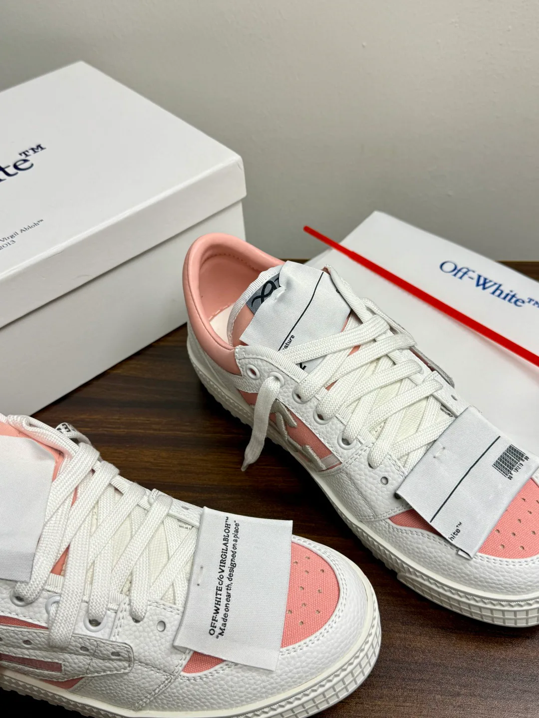 Кроссовки Женские Off-White 18961469