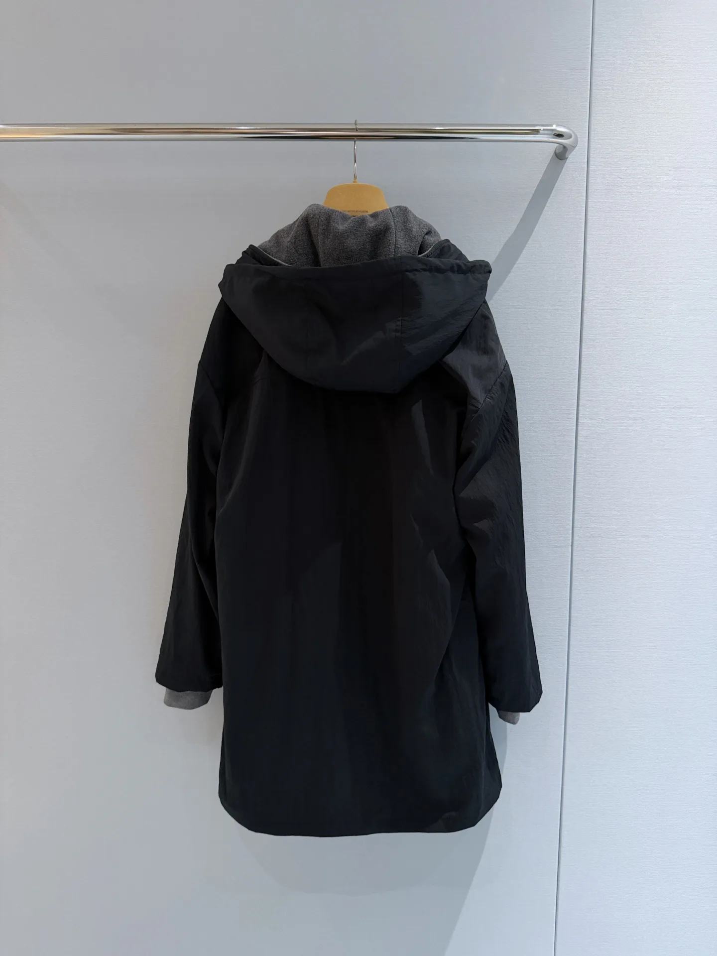 Куртки И Пуховики Женские Miu Miu 18689530