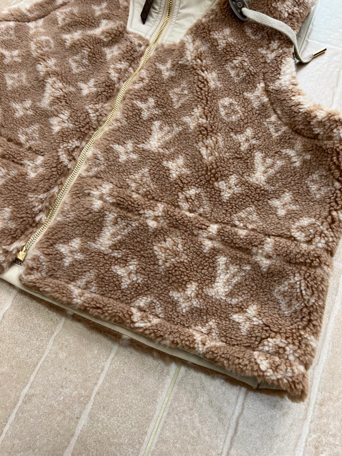 Жилеты Женские Louis Vuitton 441409