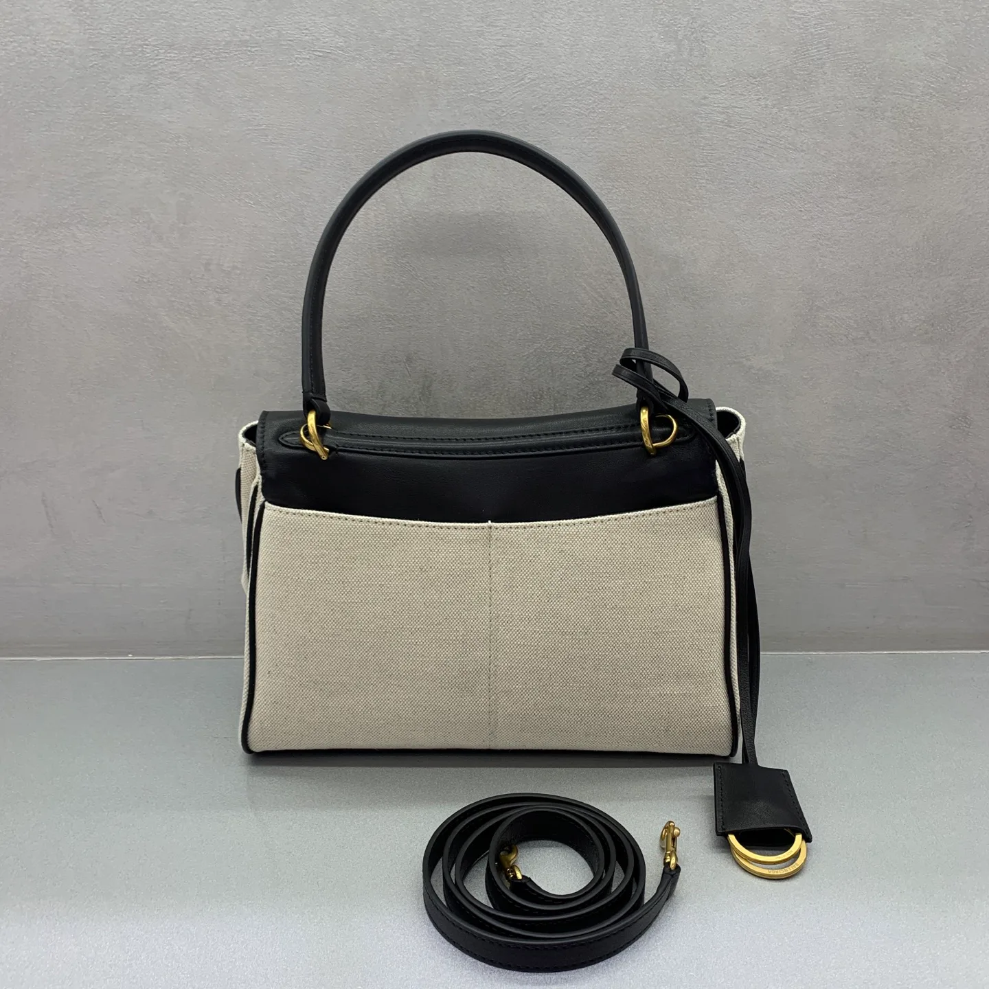 Классические Сумки Женские Balenciaga 18136006