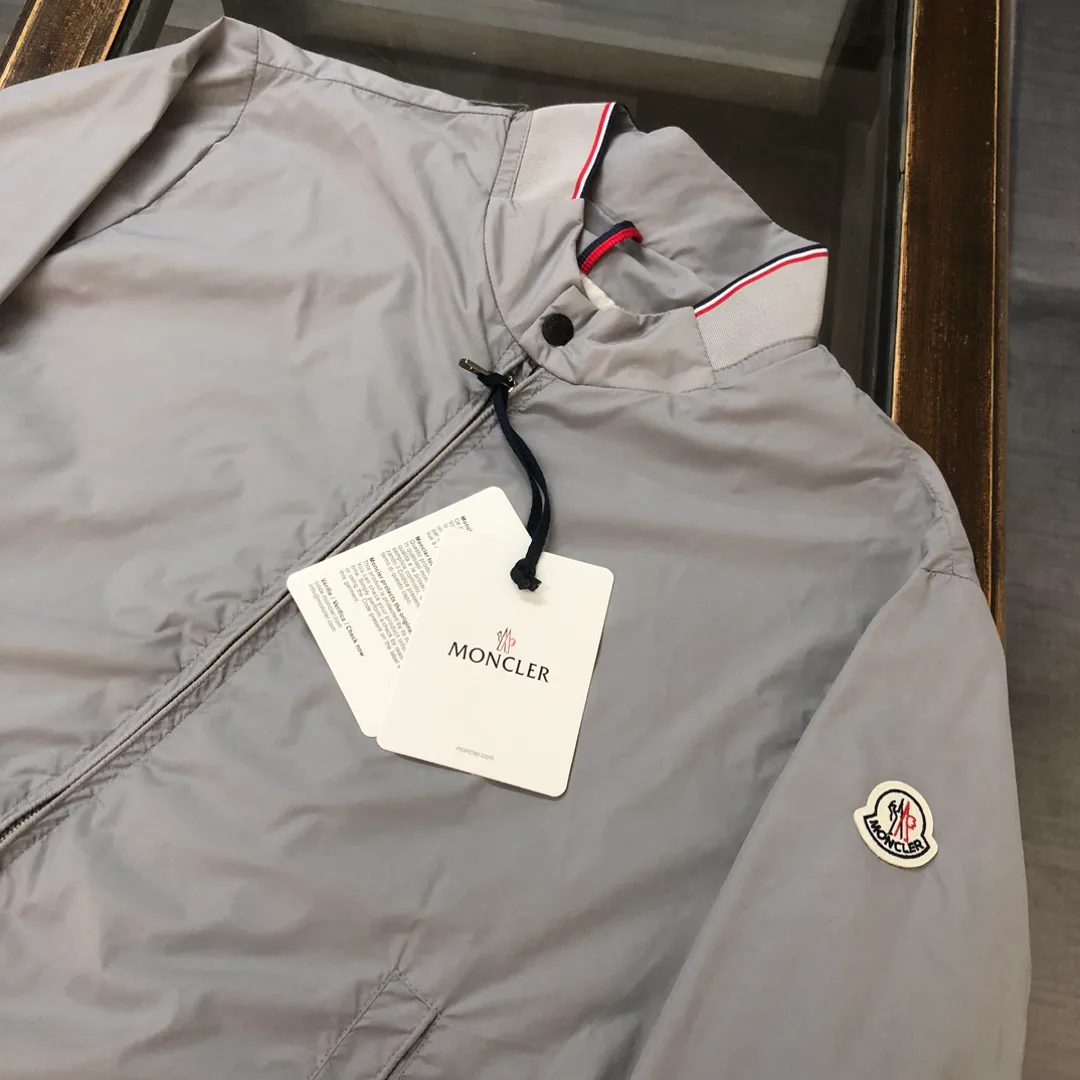 Куртки И Пуховики Женские Moncler 9655101
