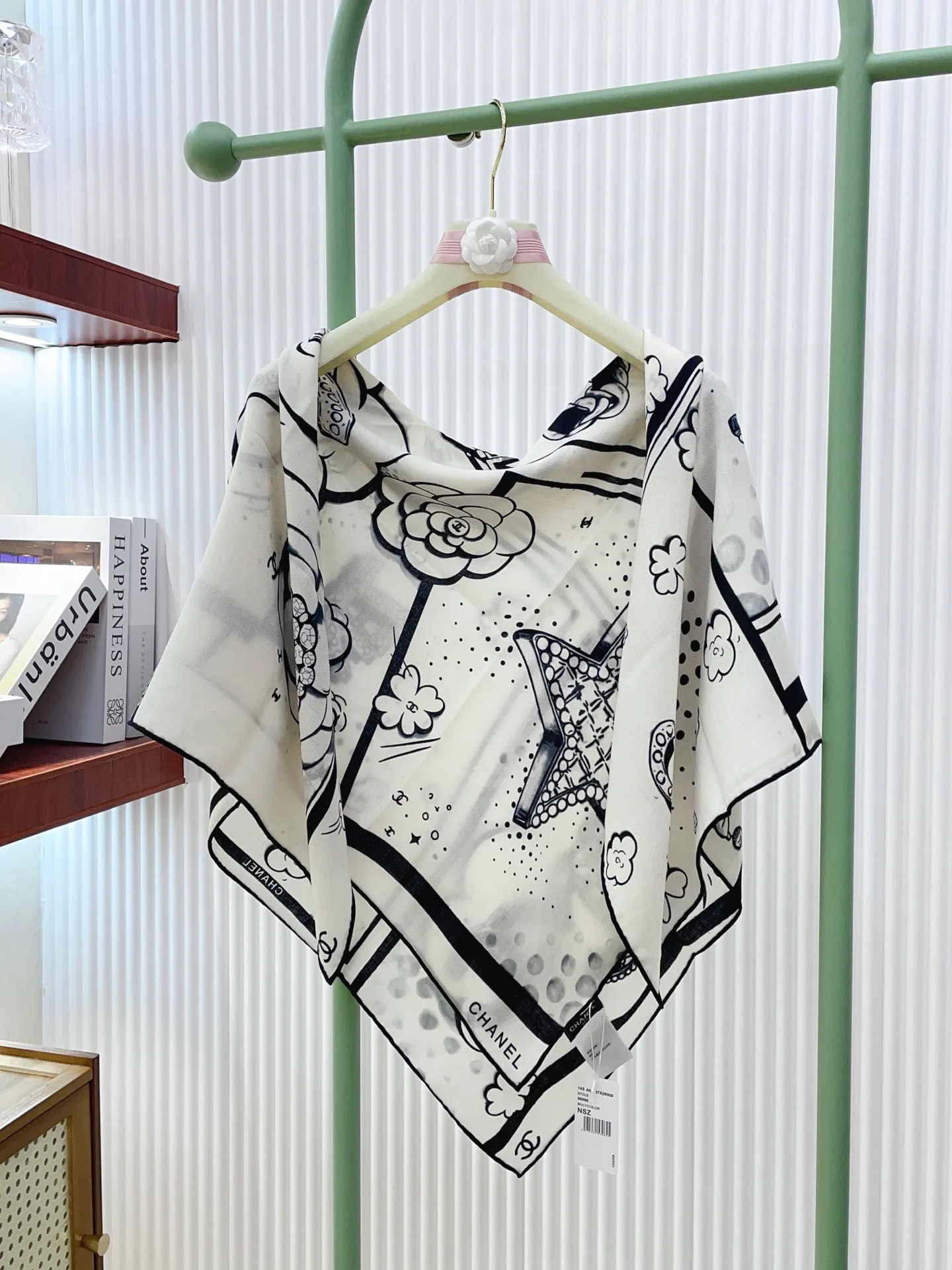 Платки Chanel 18426928