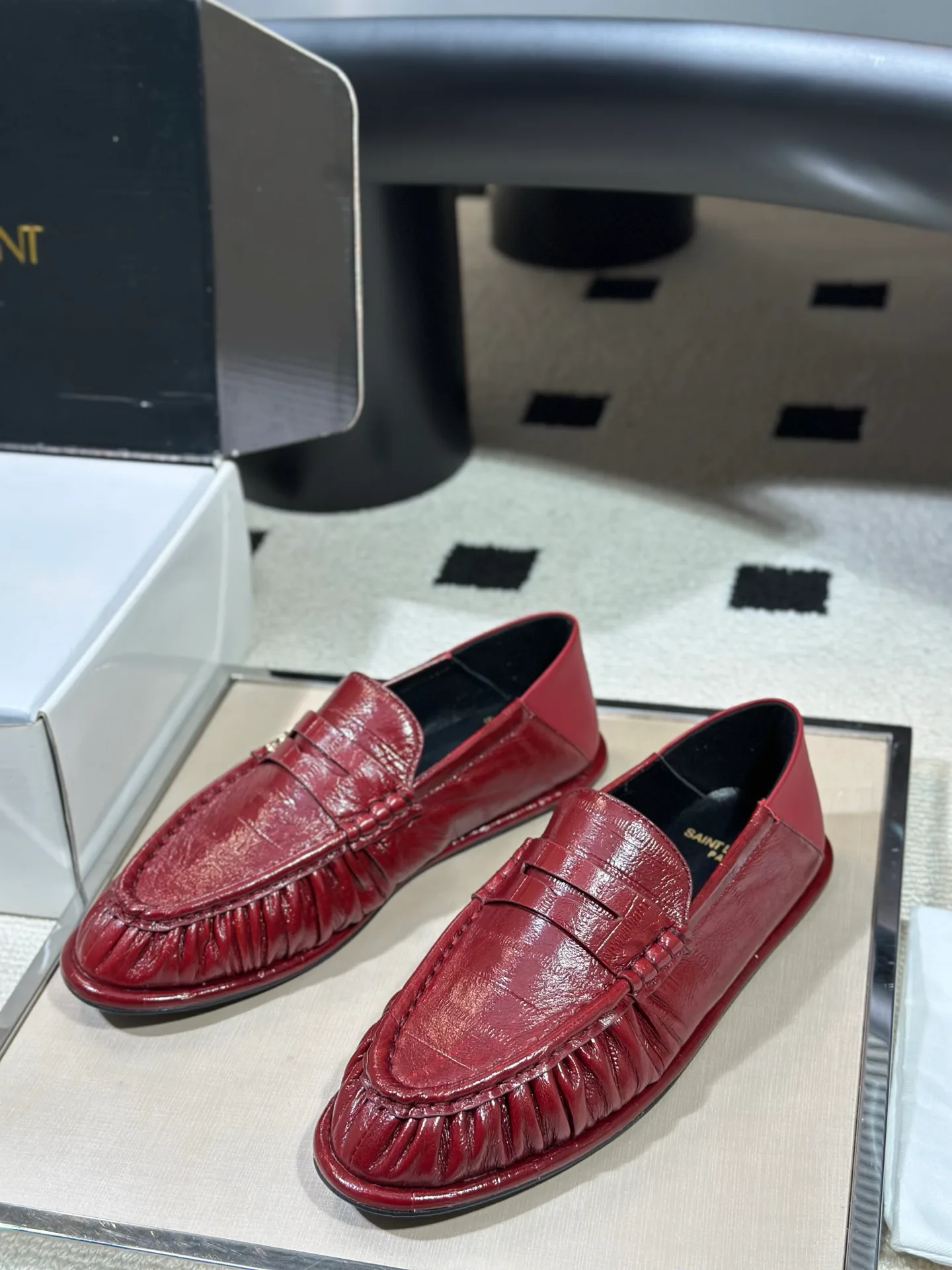 Лоферы И Мокасины Женские Saint Laurent 18041756