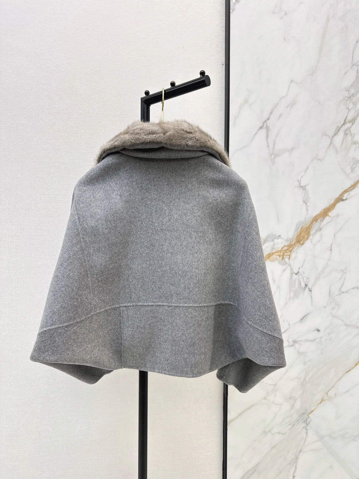 Куртки И Пуховики Женские Brunello Cucinelli 18652100
