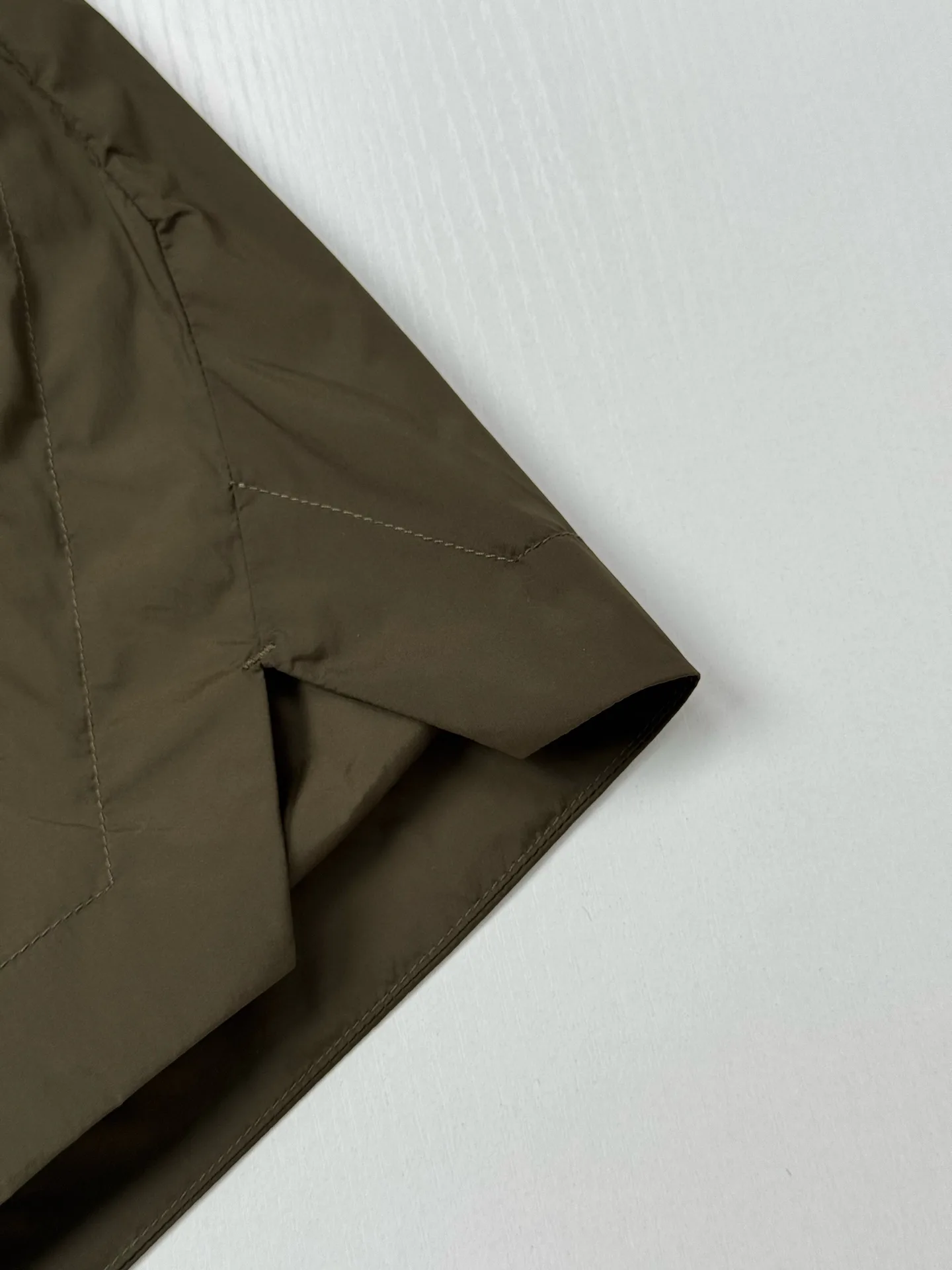 Шорты Женские Canada Goose 17093308