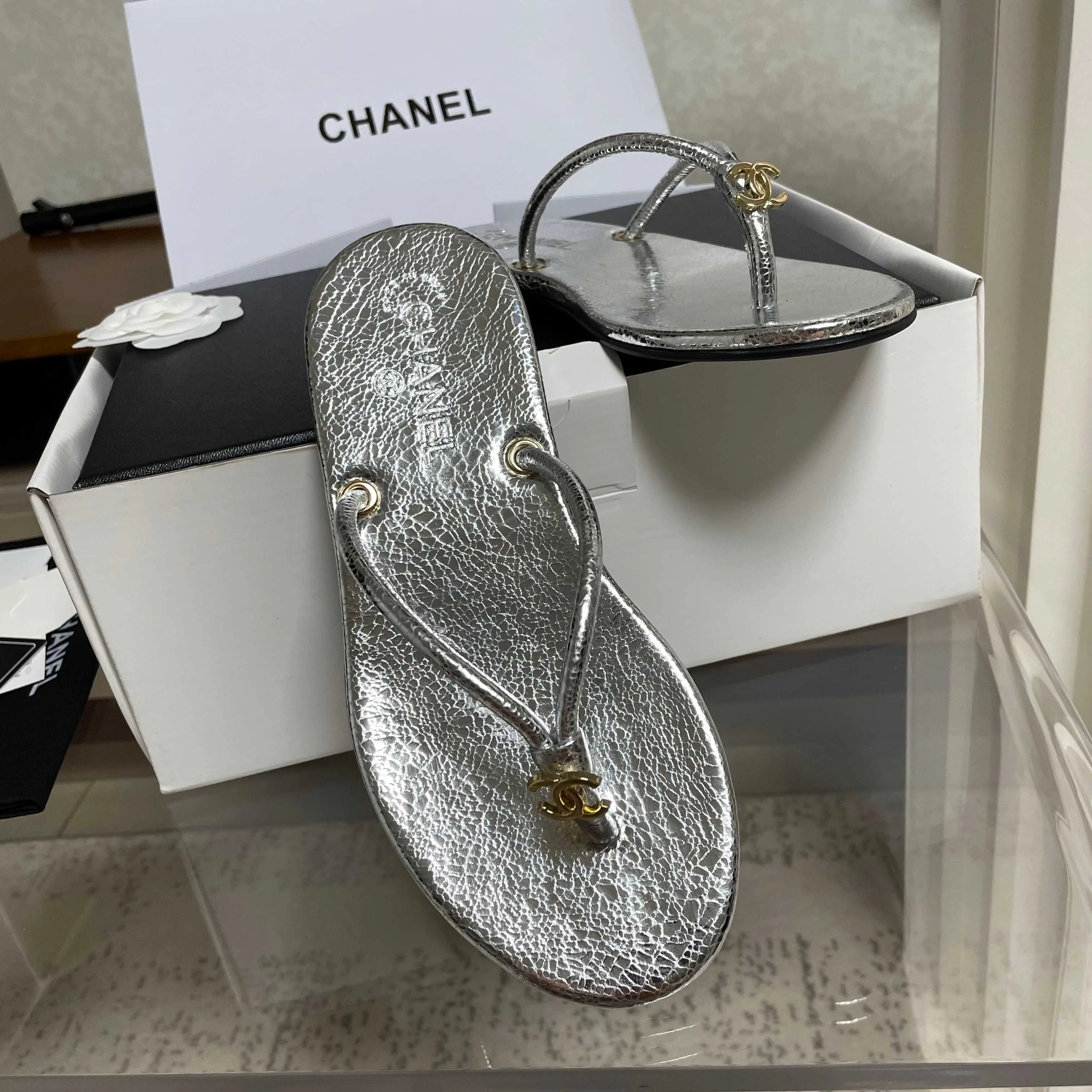 Шлепанцы Женские Chanel 11893462