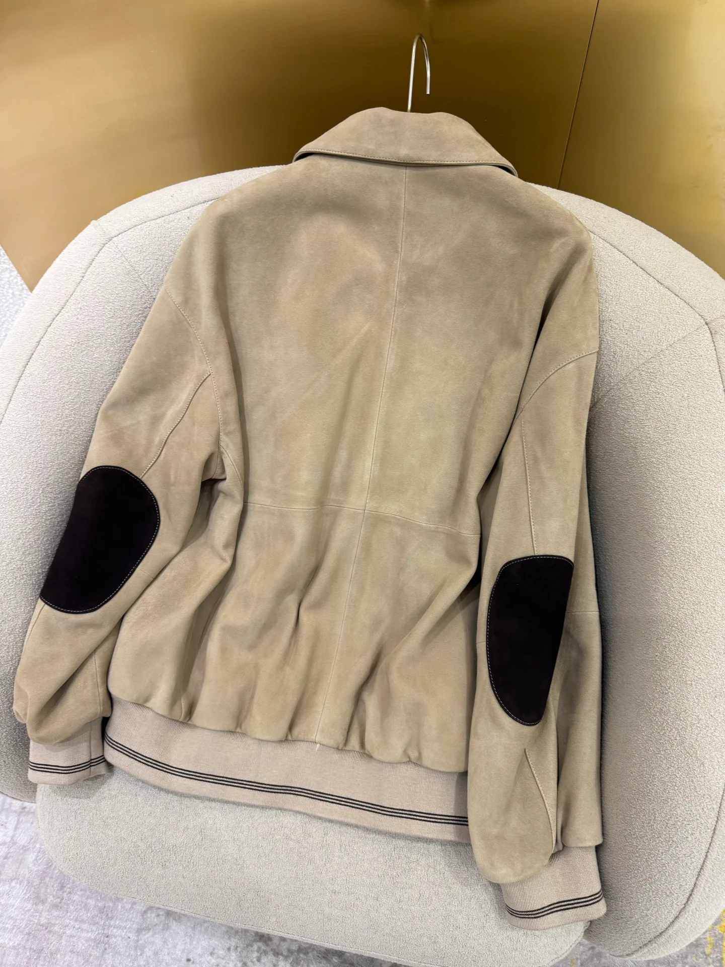 Кожаные Куртки И Дублёнки Женские Miu Miu 11428937