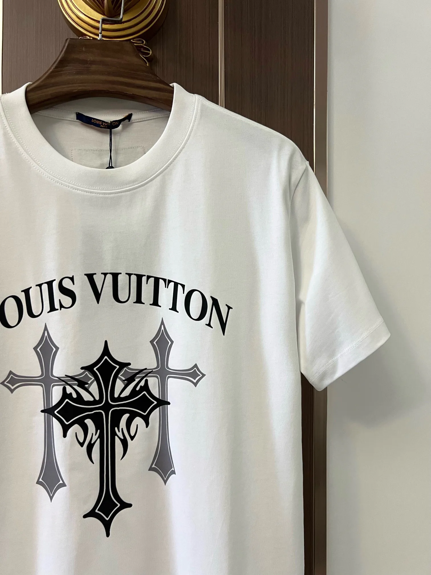 Футболки Женские Louis Vuitton 17961272