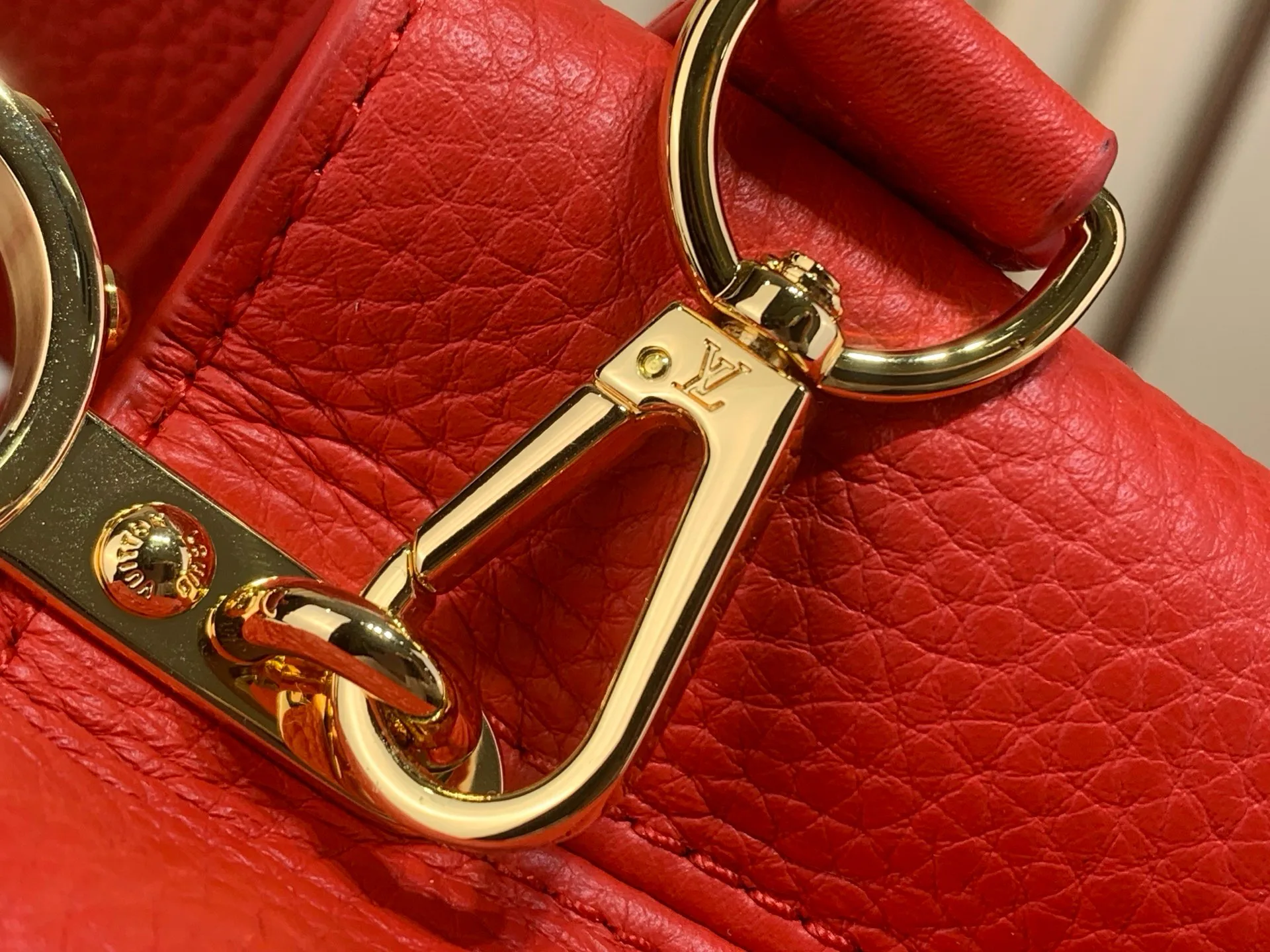 Классические Сумки Женские Louis Vuitton 17499352