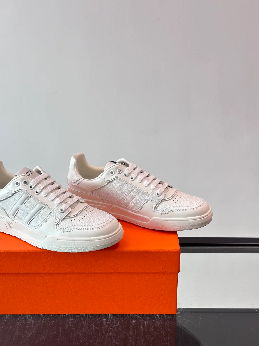 Кроссовки Мужские Hermes 18539667