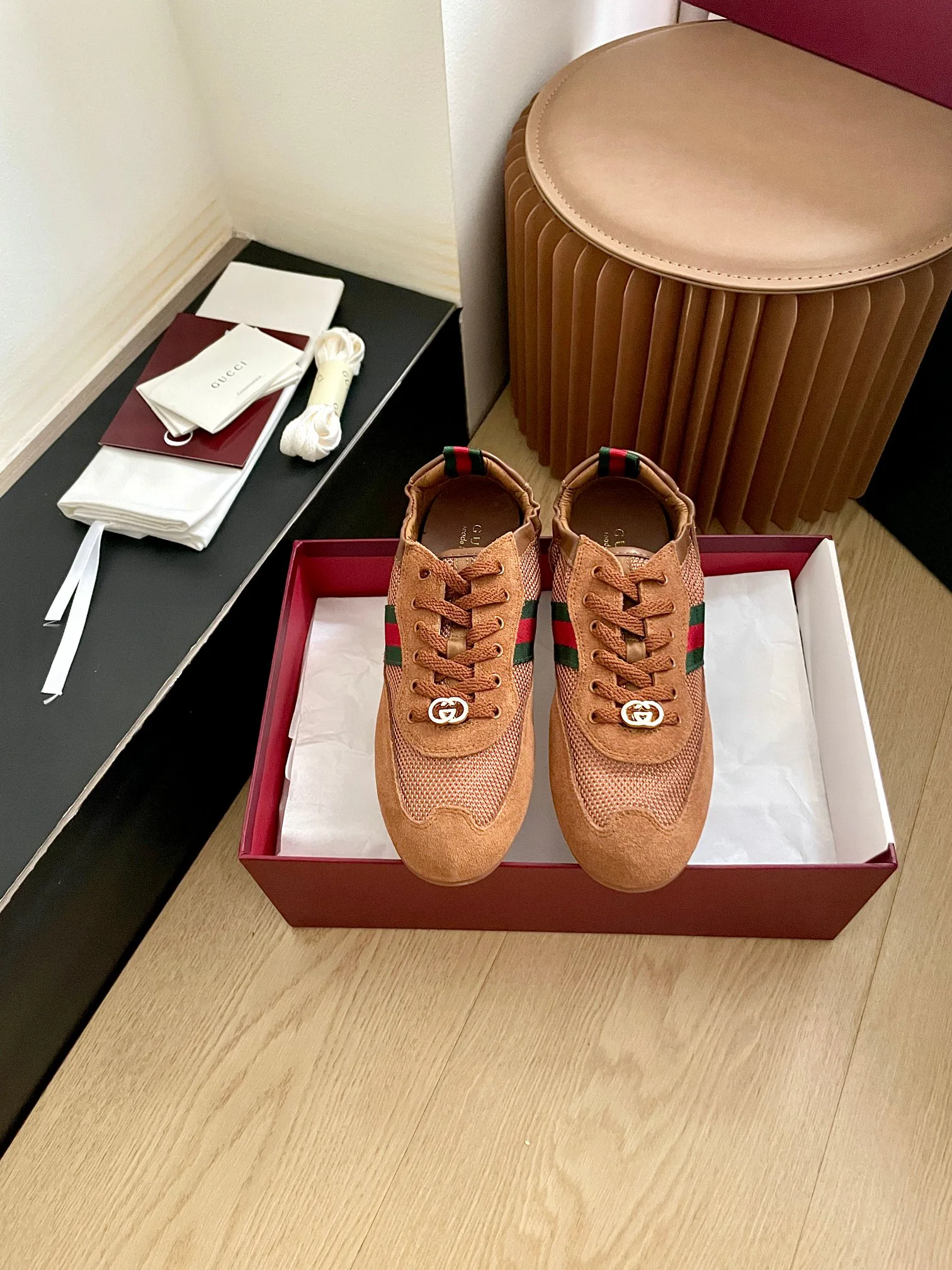 Кроссовки Женские Gucci 941865