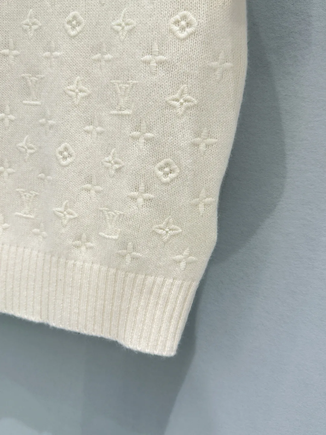 Топы Женские Louis Vuitton 12785355