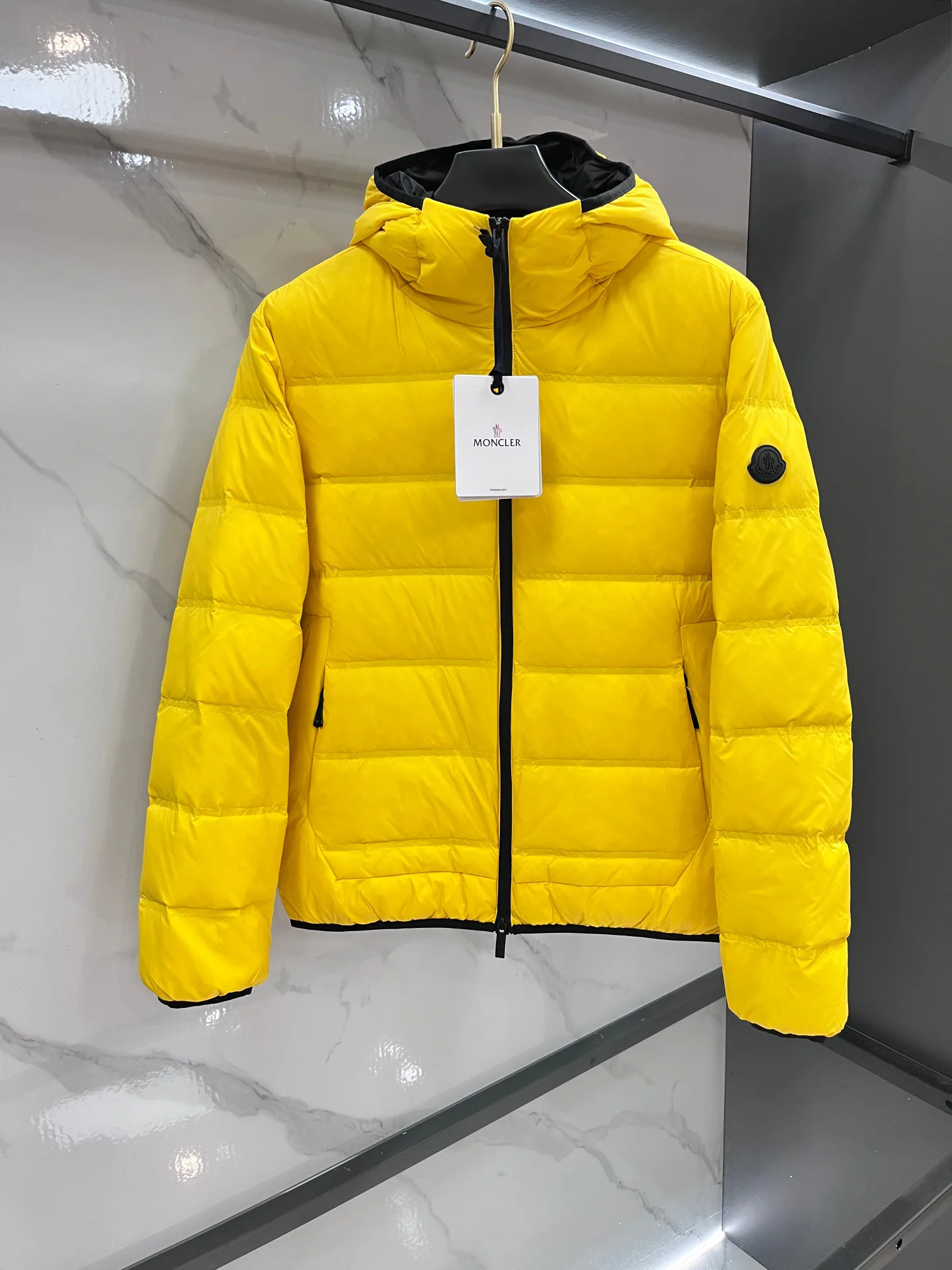 Куртки И Пуховики Мужские Moncler 1138626