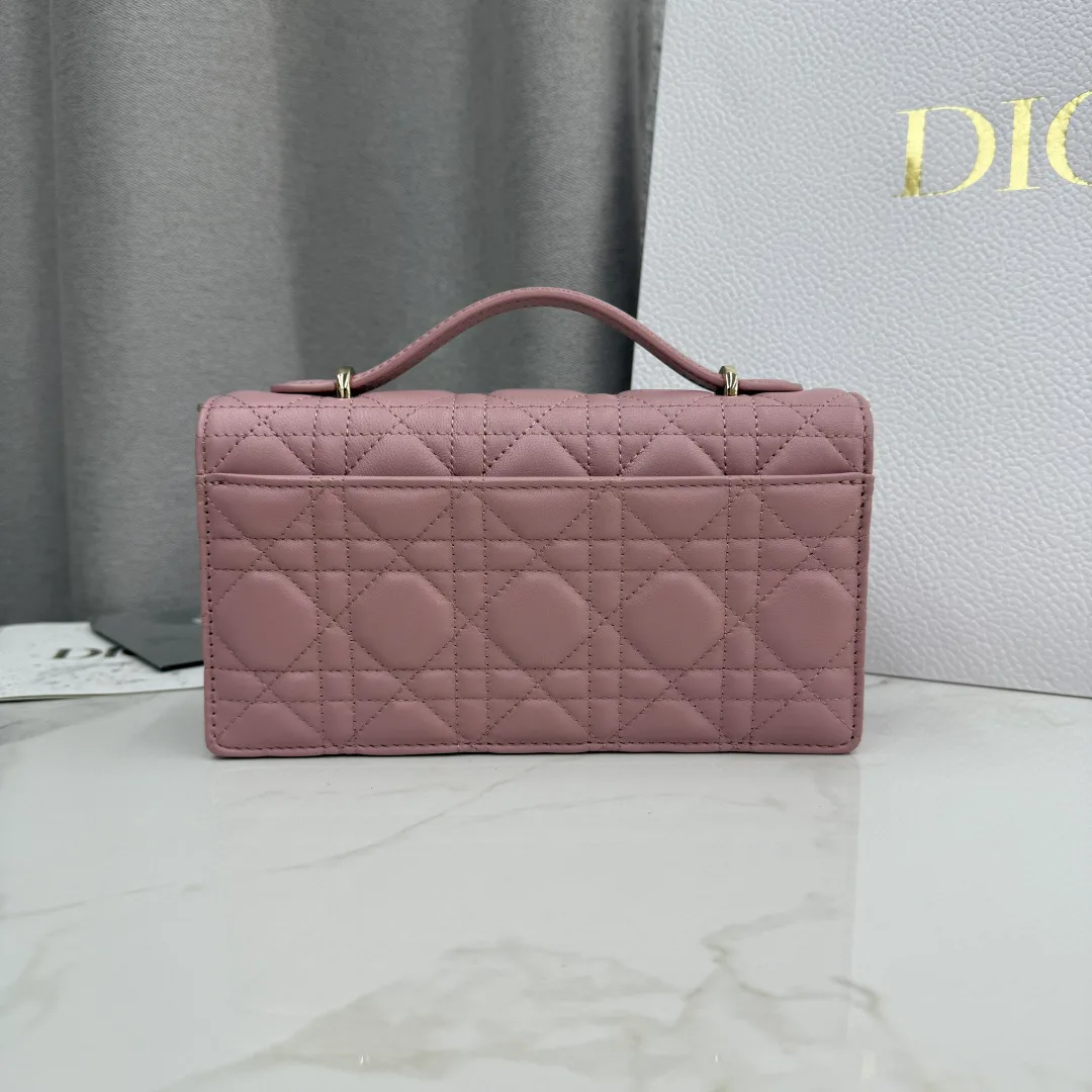 Классические Сумки Женские Christian Dior 12594761