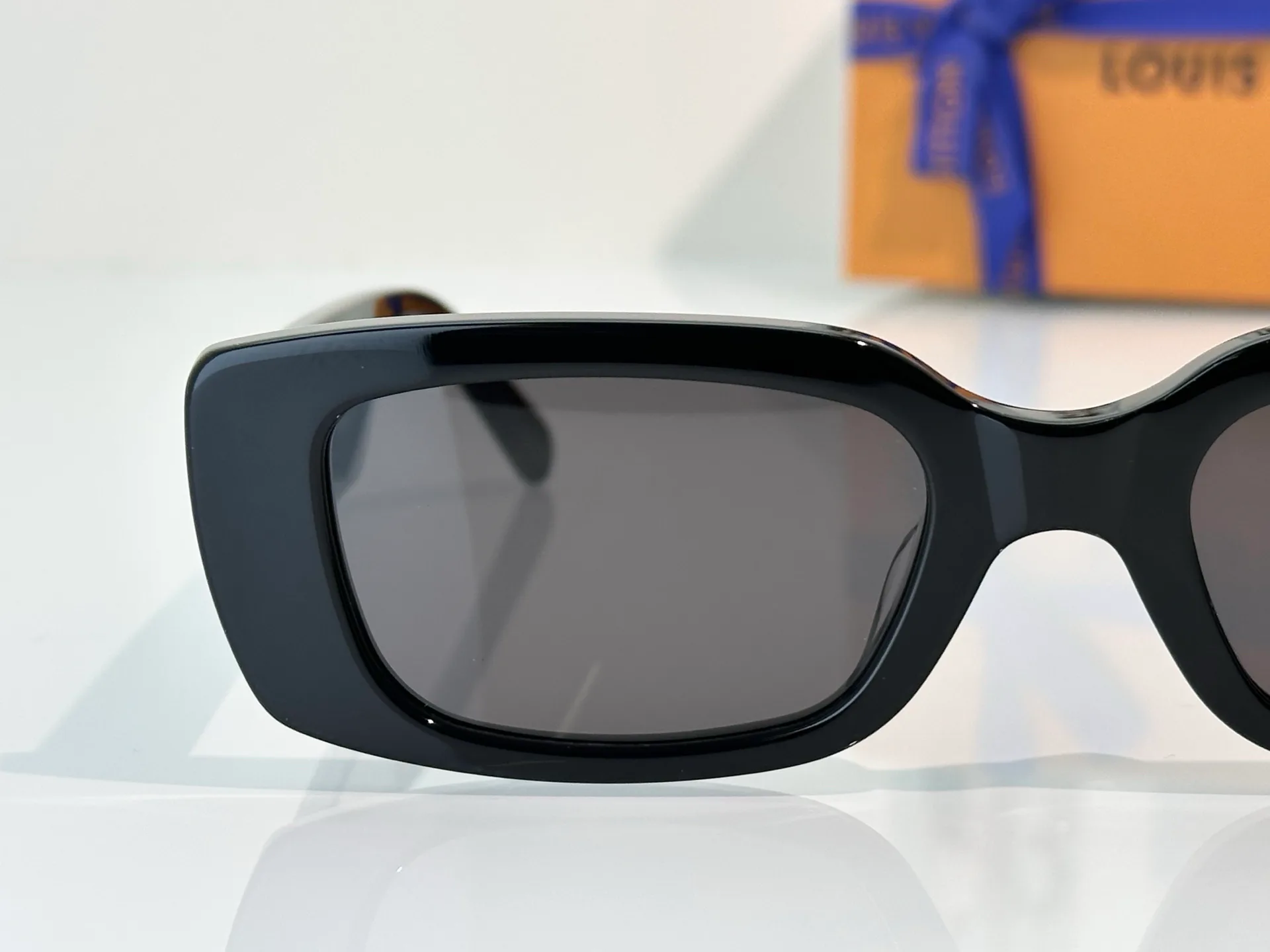 Очки Louis Vuitton 25312