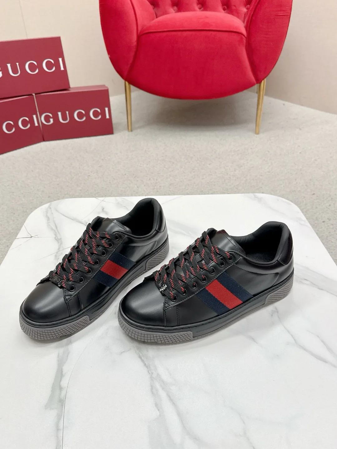 Кроссовки Мужские Gucci 712755