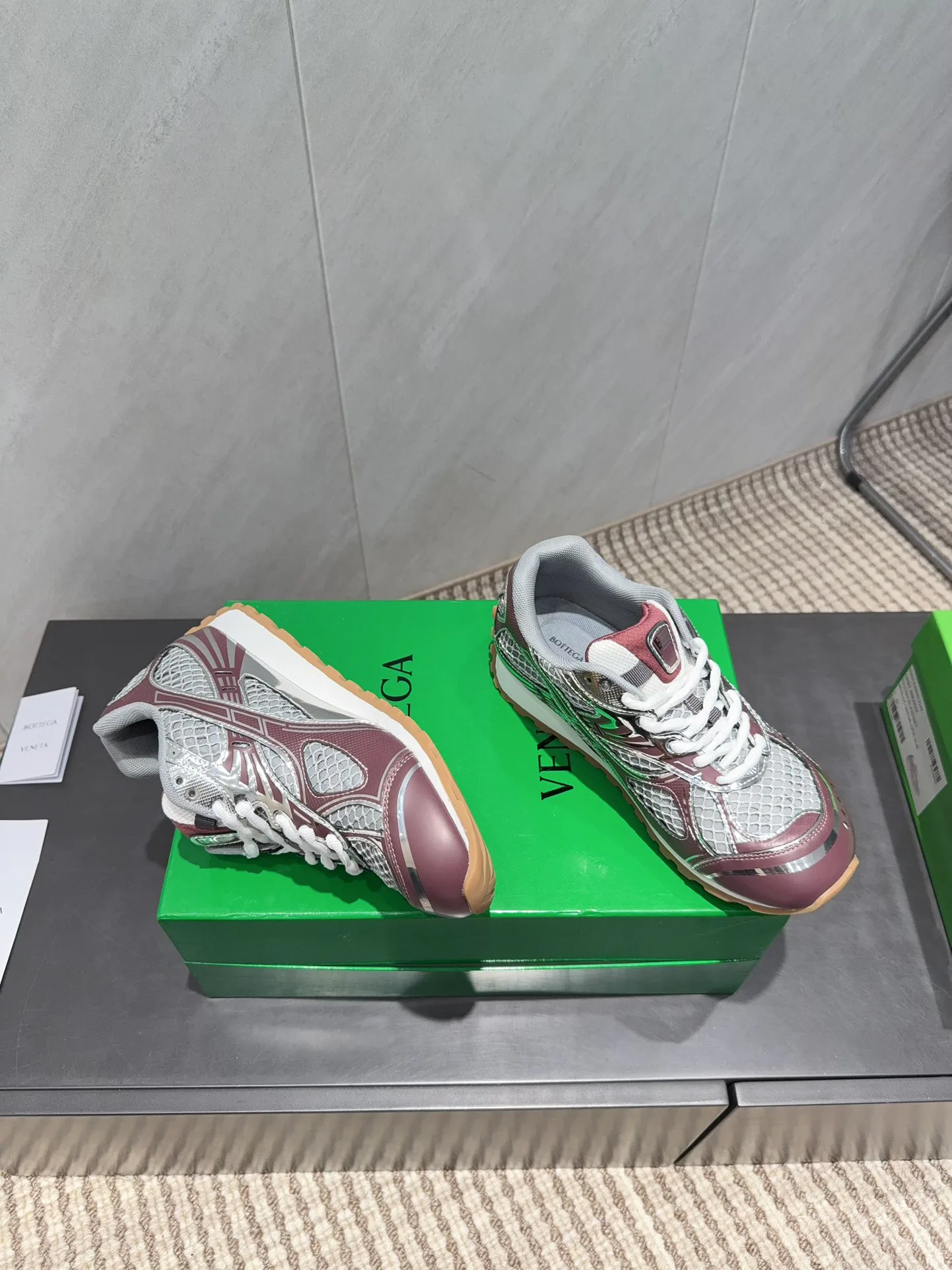 Кроссовки Женские Bottega Veneta 299567