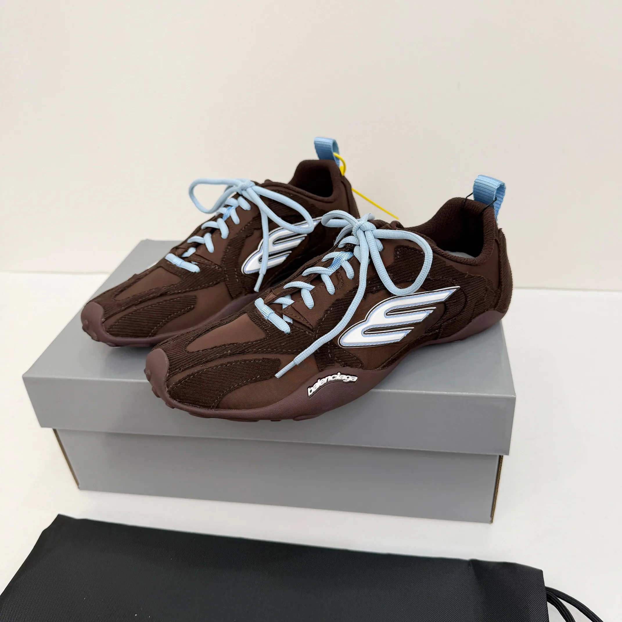 Кроссовки Женские Balenciaga 6239929