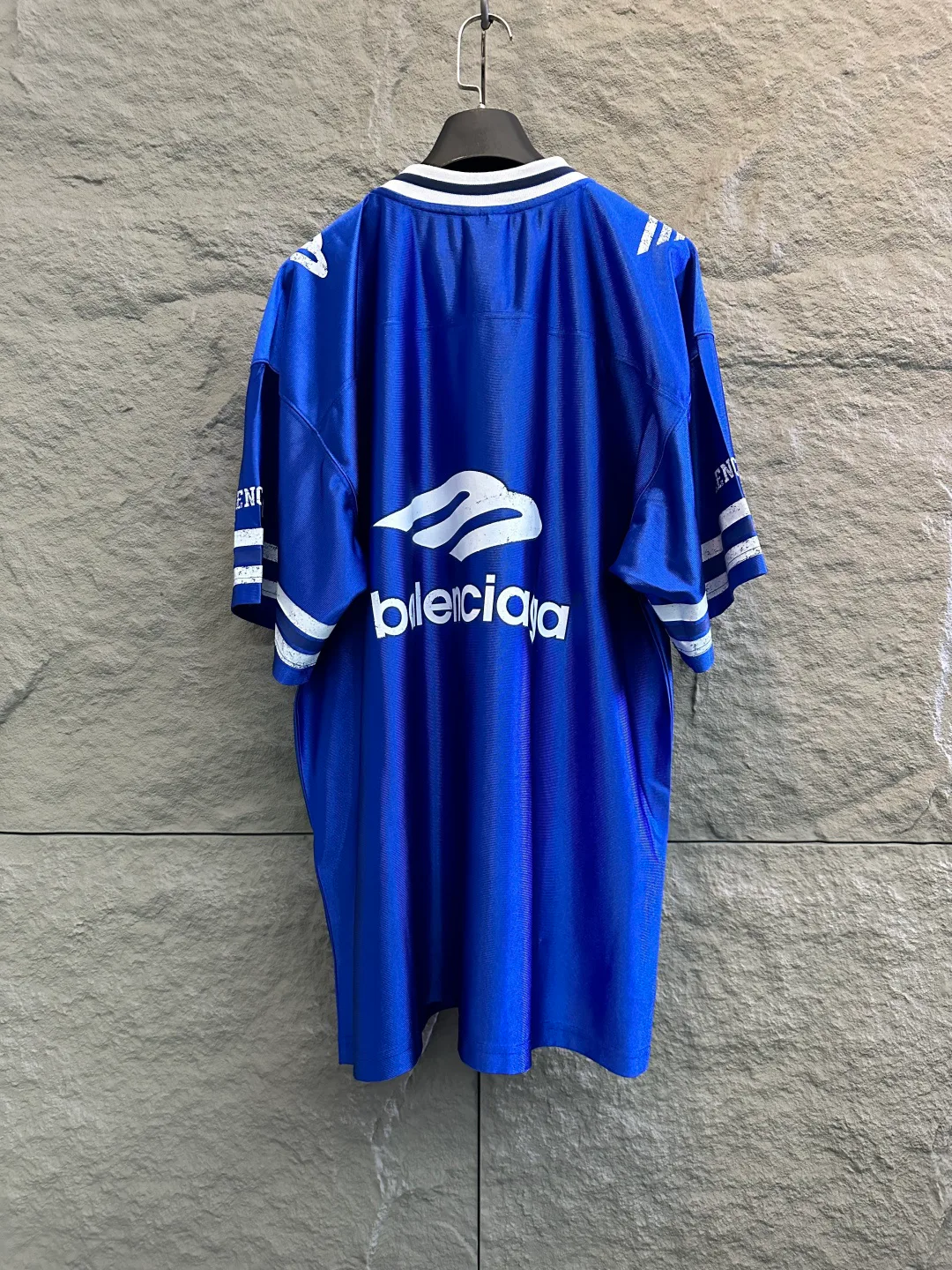 Футболки Женские Balenciaga 11423578