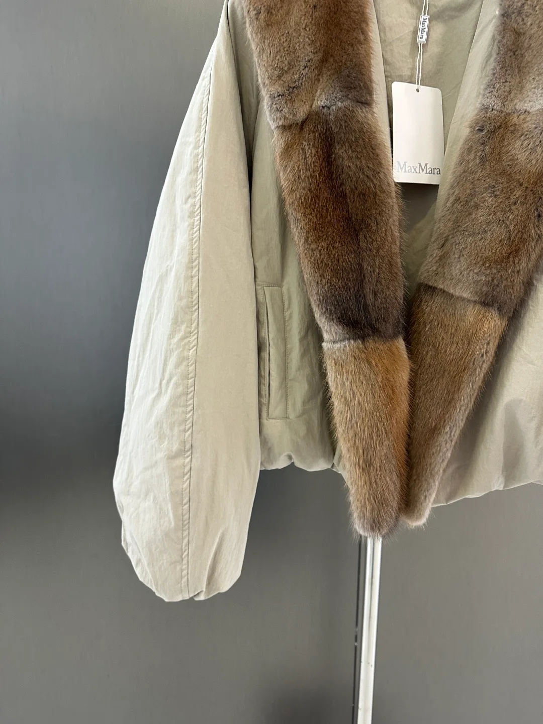 Куртки И Пуховики Женские Max Mara 550743