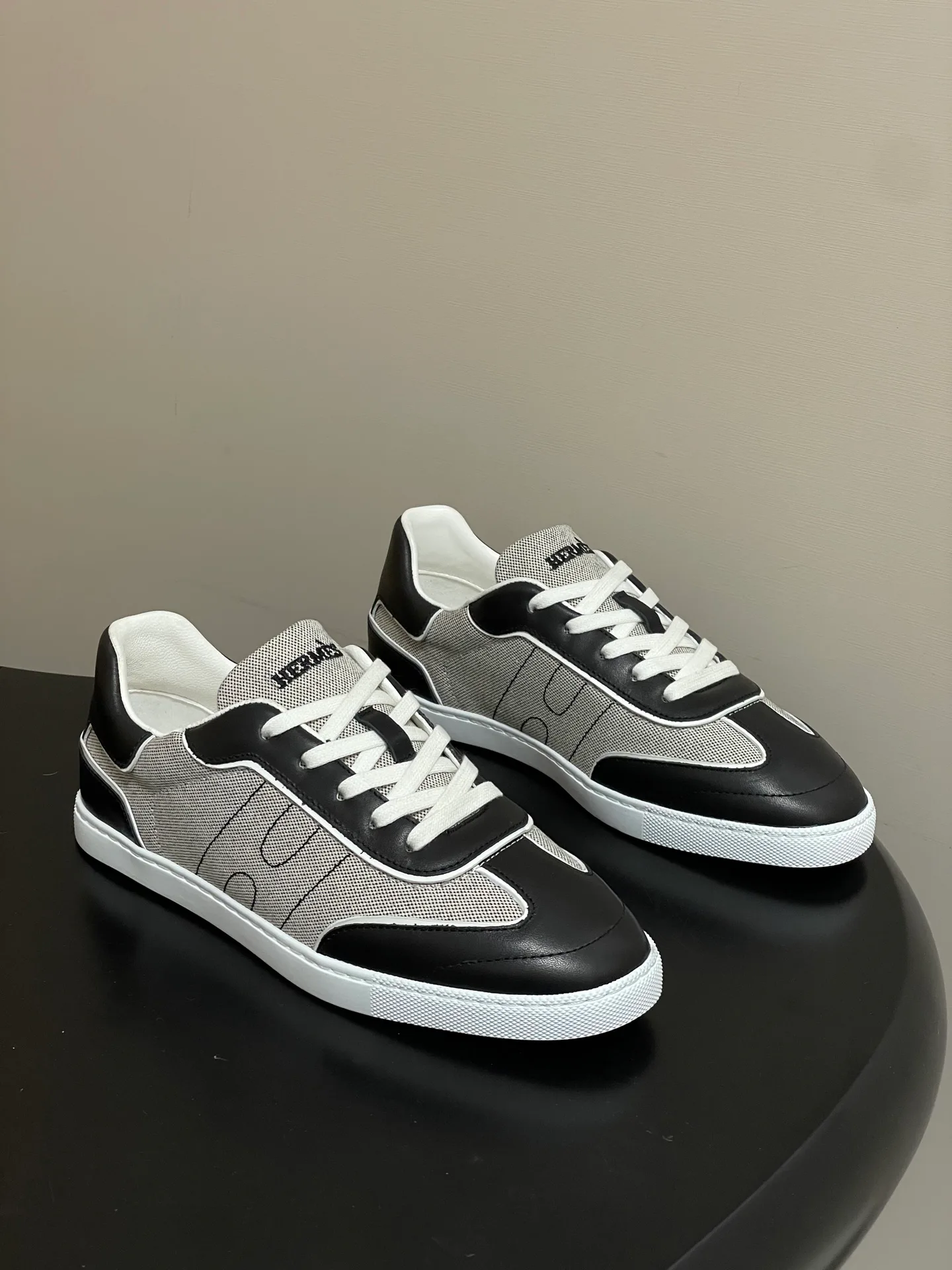 Кроссовки Женские Hermes 2825187