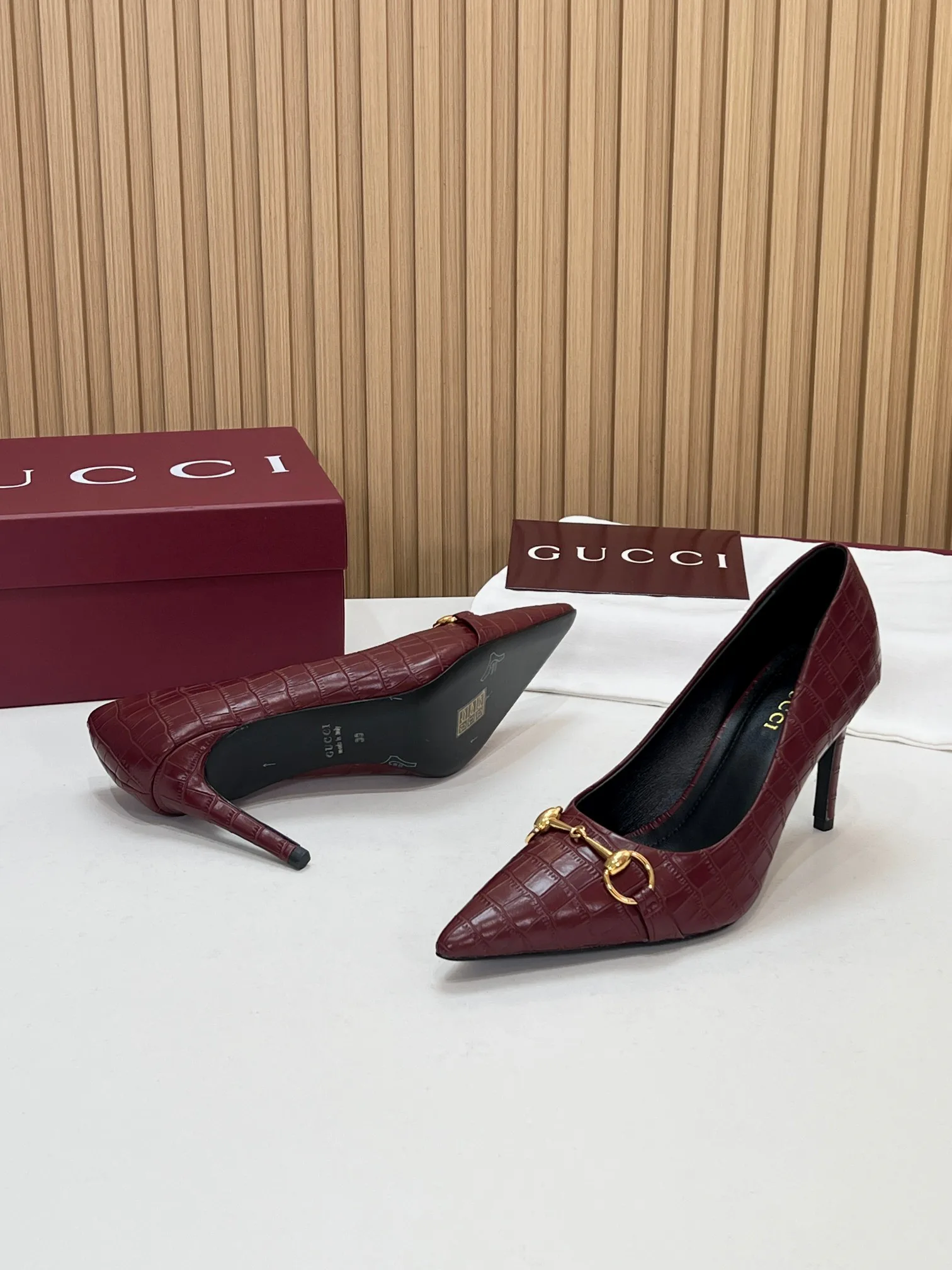 Туфли Женские Gucci 19533718
