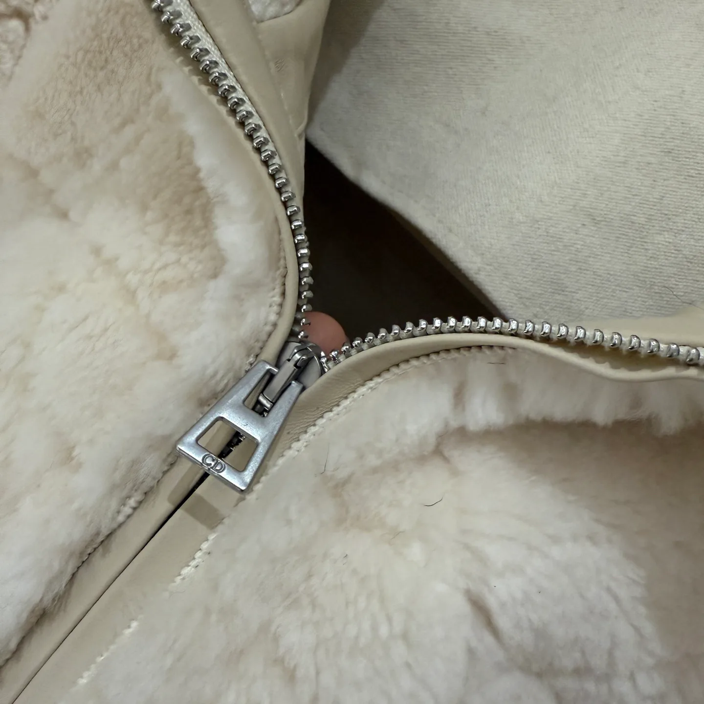 Кожаные Куртки И Дублёнки Женские Christian Dior 2772712