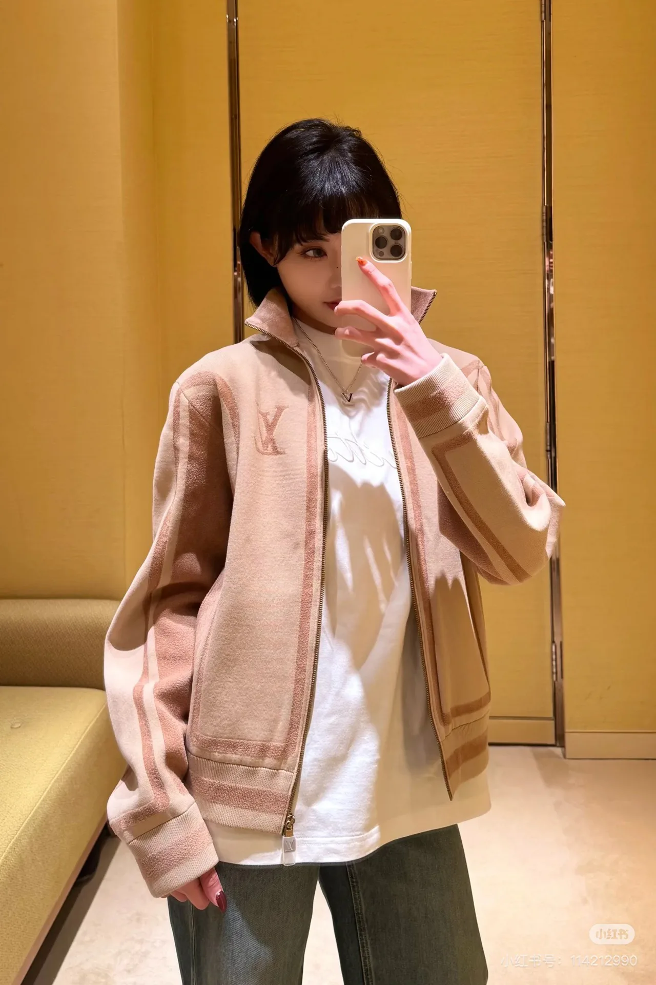 Куртки И Пуховики Женские Louis Vuitton 352603