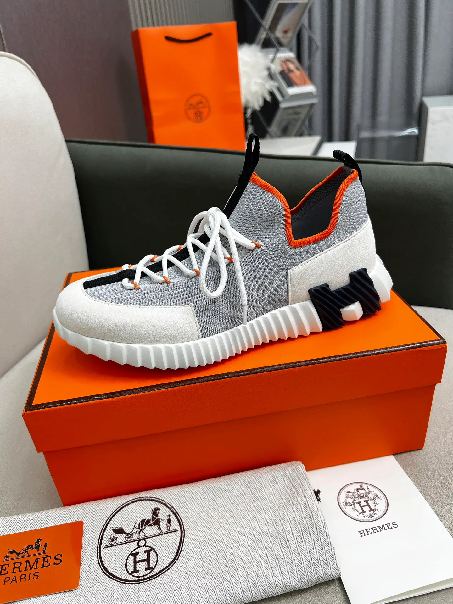 Кроссовки Женские Hermes 2628127