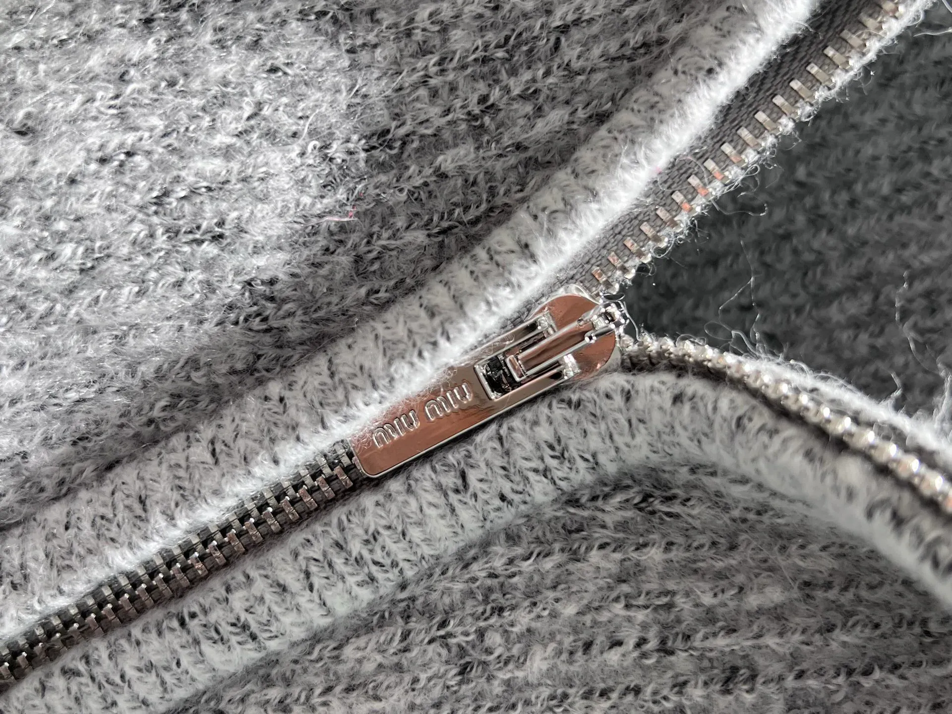 Джемперы И Свитеры Женские Miu Miu 929177