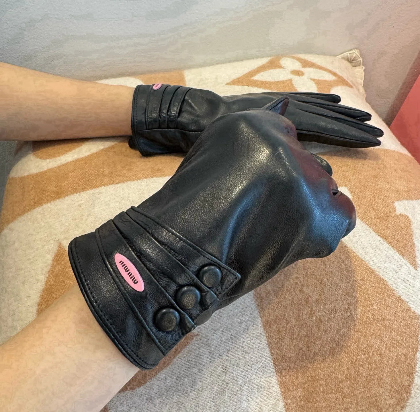 Перчатки Miu Miu 18003529