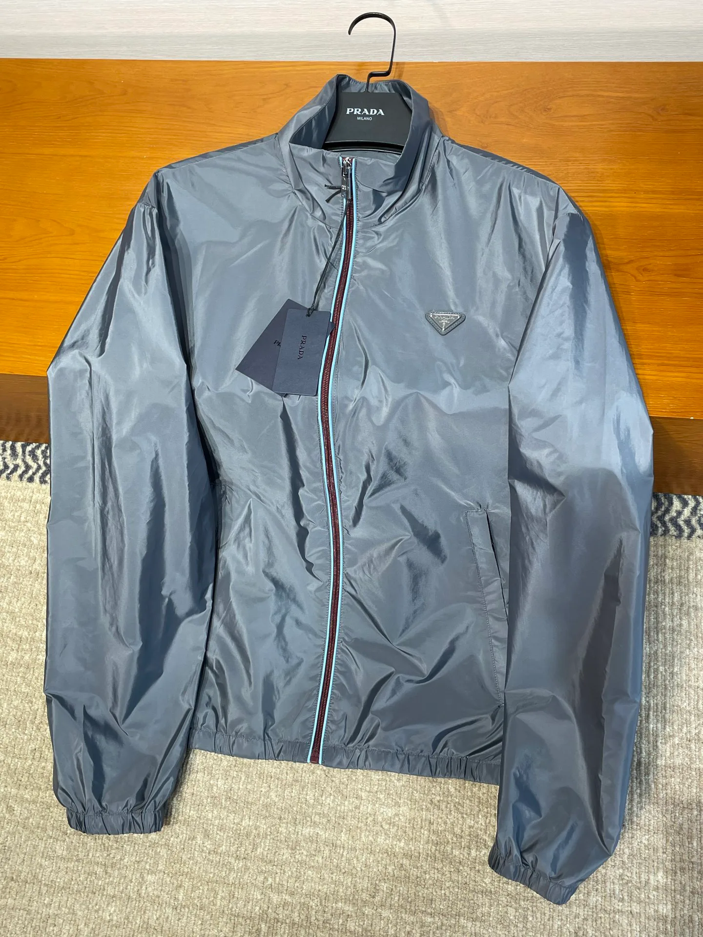 Куртки И Пуховики Мужские Prada 18236053
