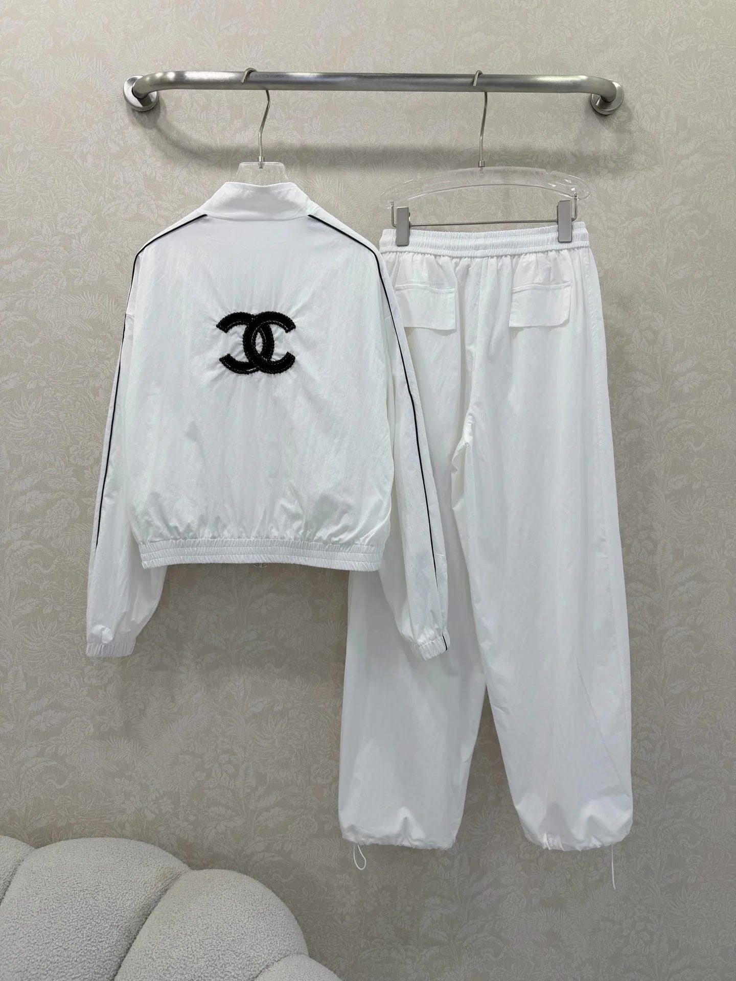 Костюмы Женские Chanel 10268034