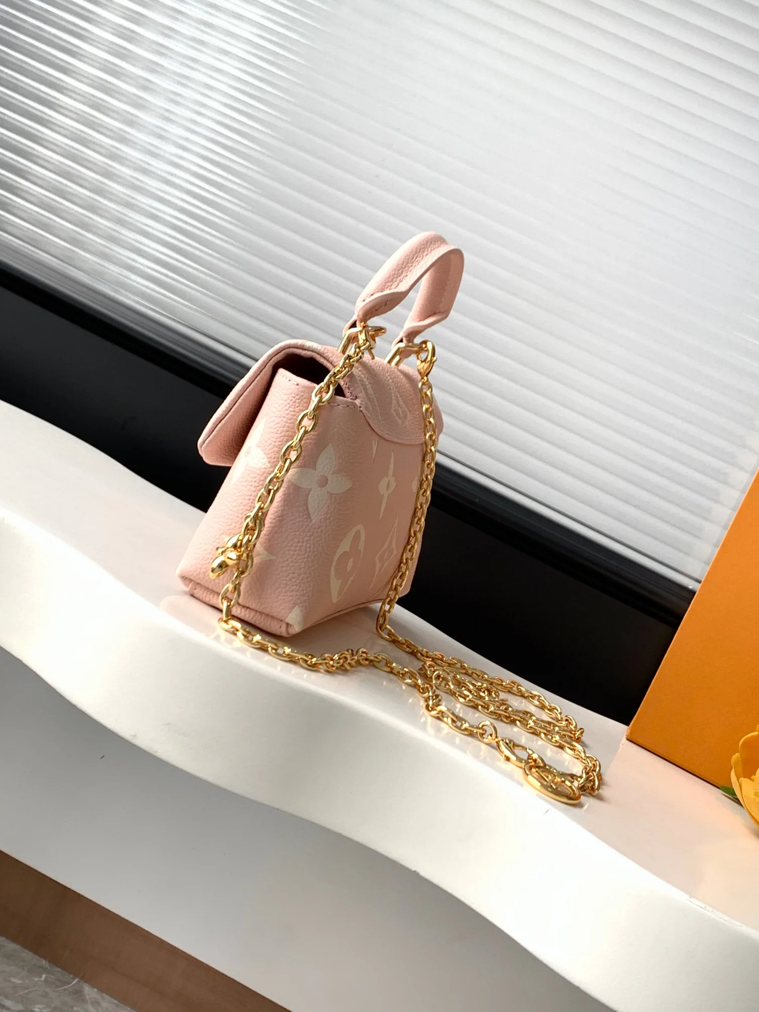 Сумки На Ремне Женские Louis Vuitton 87155