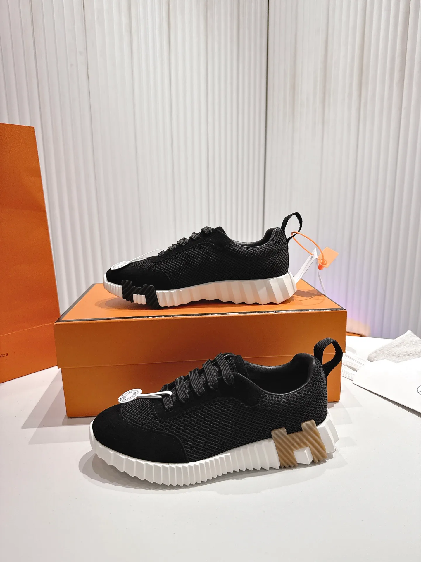 Кроссовки Женские Hermes 1744789