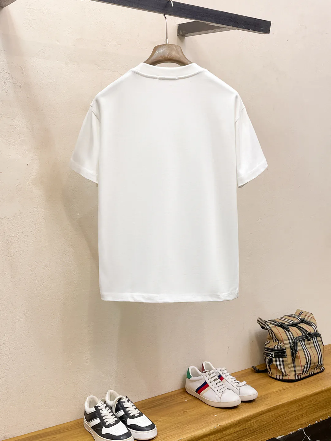 Футболки Женские Prada 13230475