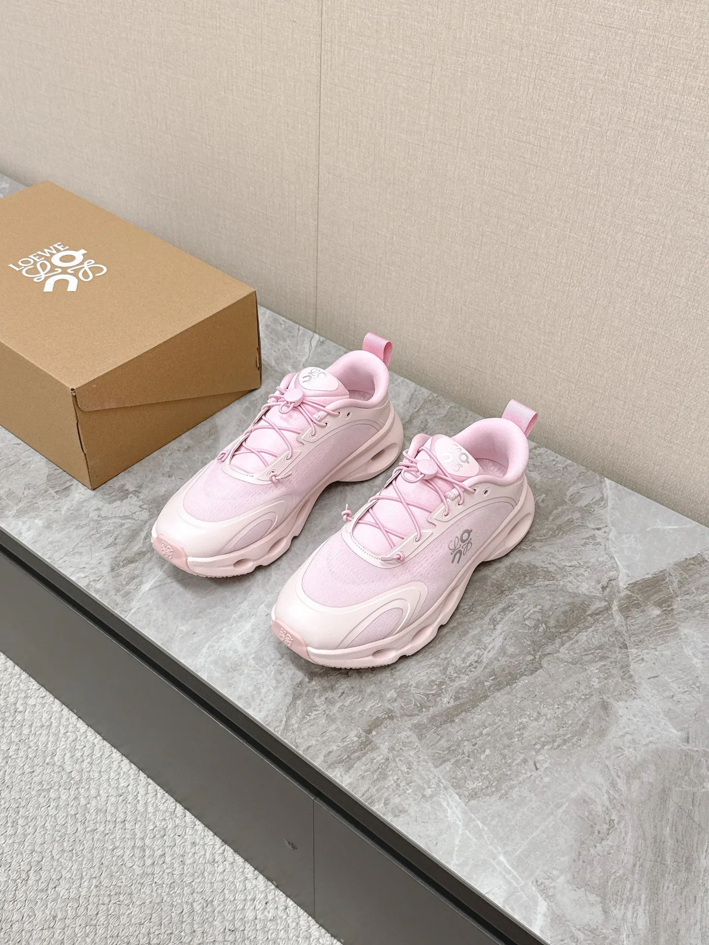 Кроссовки Женские Loewe 1014801