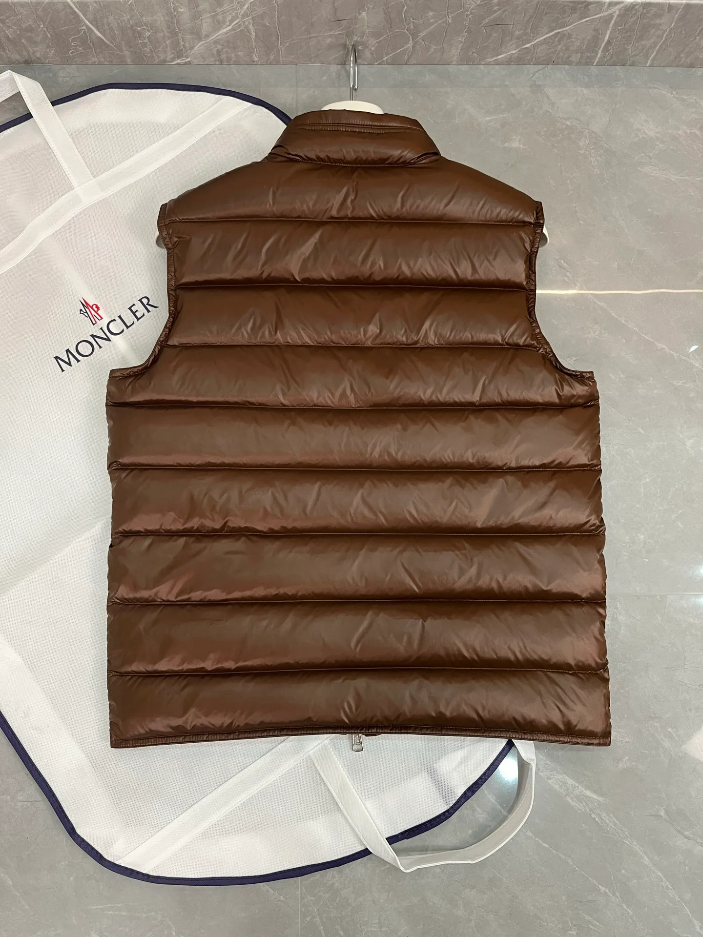 Жилеты Женские Moncler 18199691
