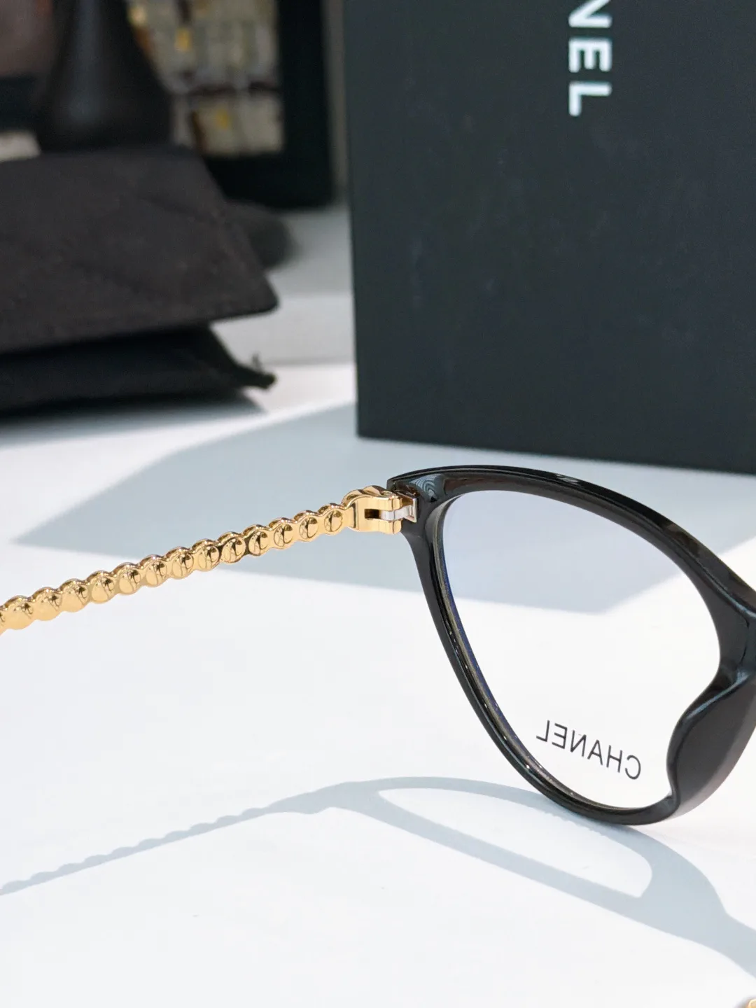 Очки Chanel 17624884