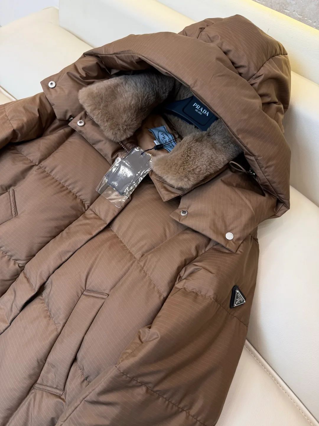 Куртки И Пуховики Женские Prada 19100441