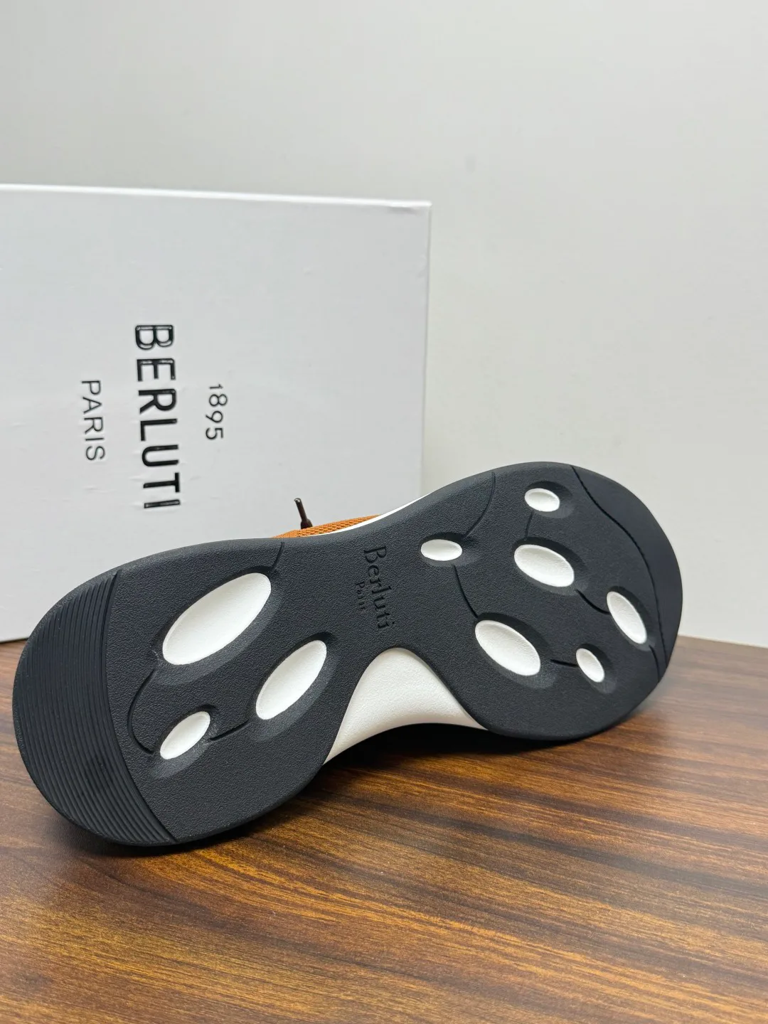 Кроссовки Мужские Berluti 19401748