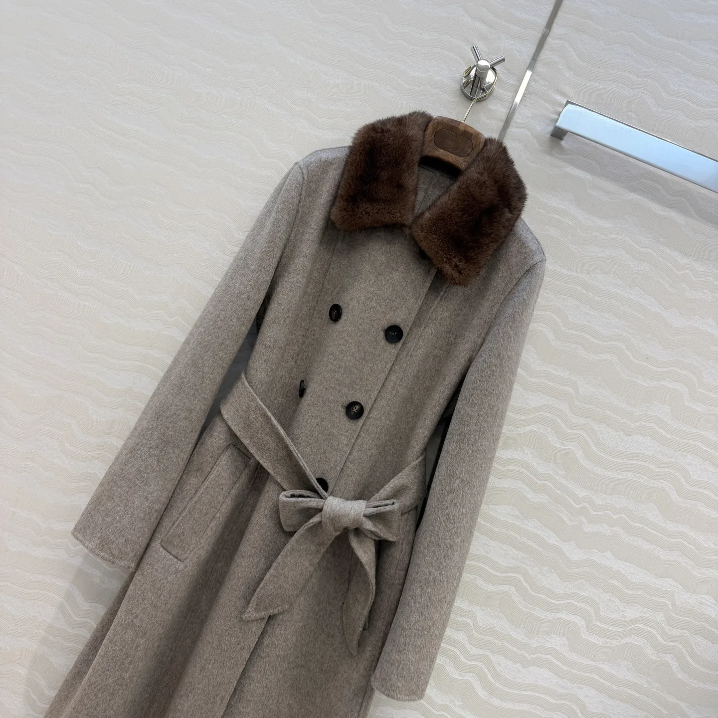 Пальто Женские Loro Piana 18601553
