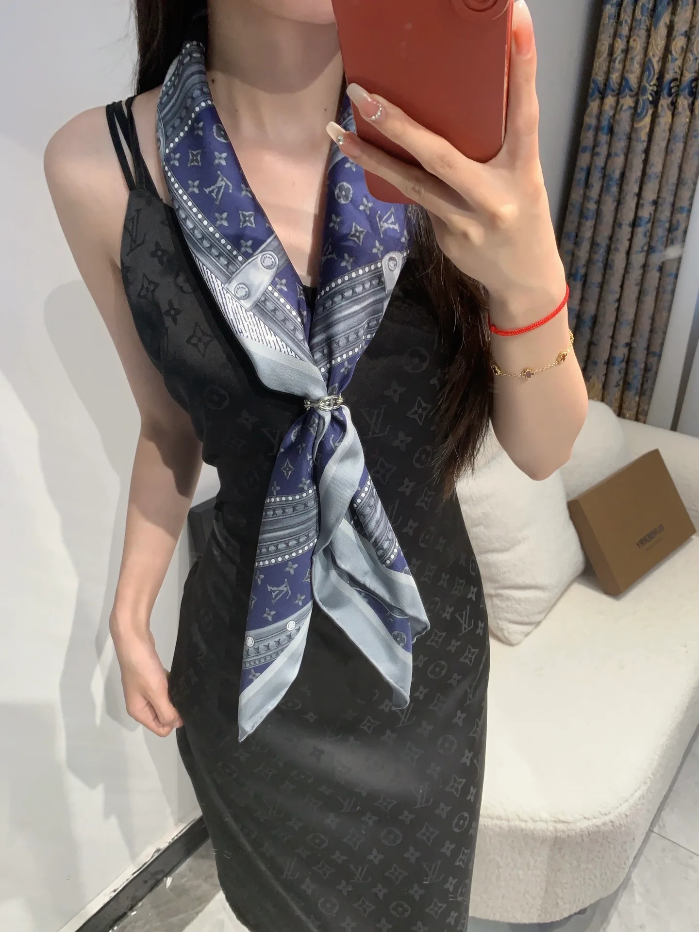 Шарфы Louis Vuitton 30440