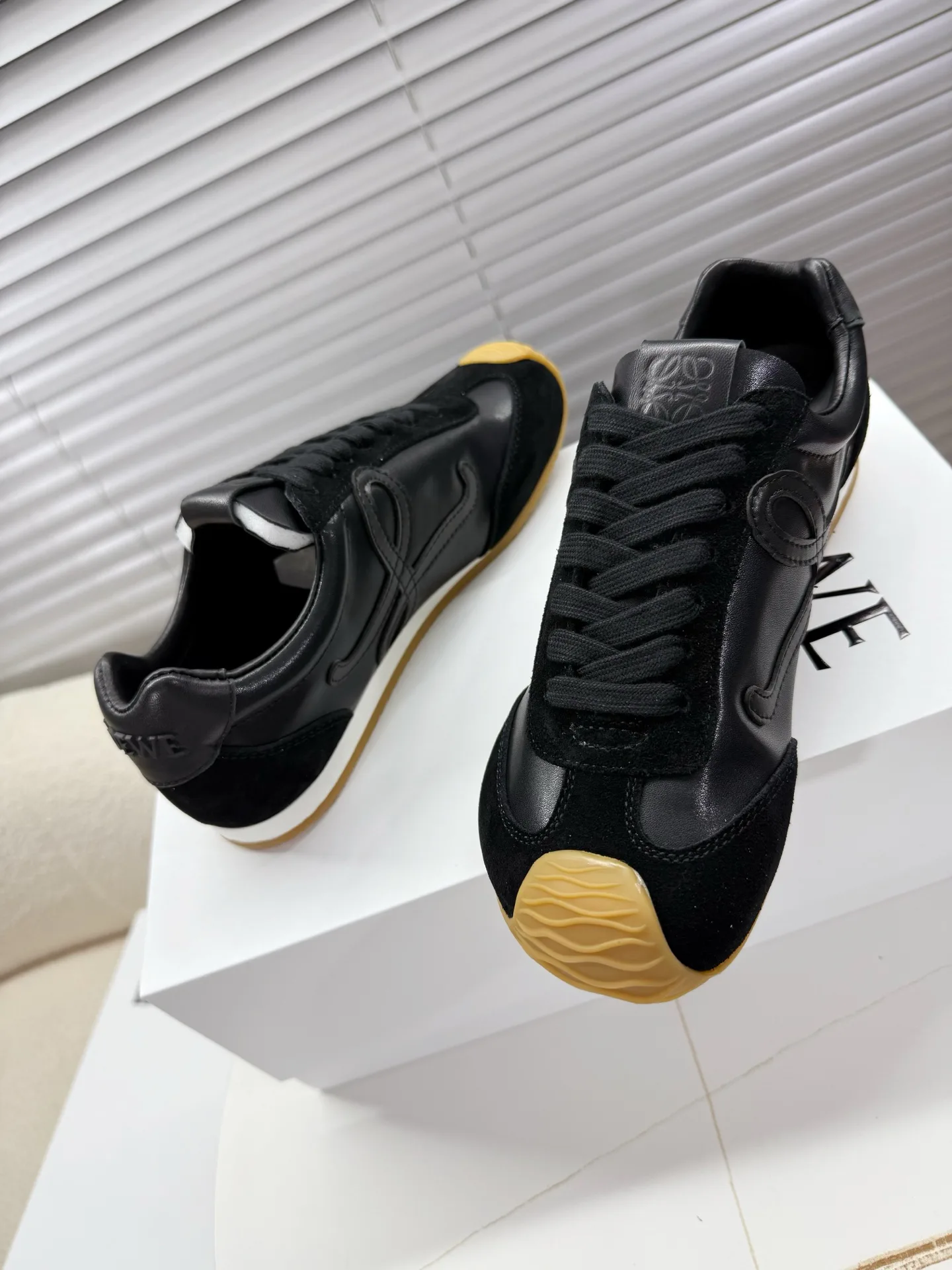 Кроссовки Женские Loewe 4019919