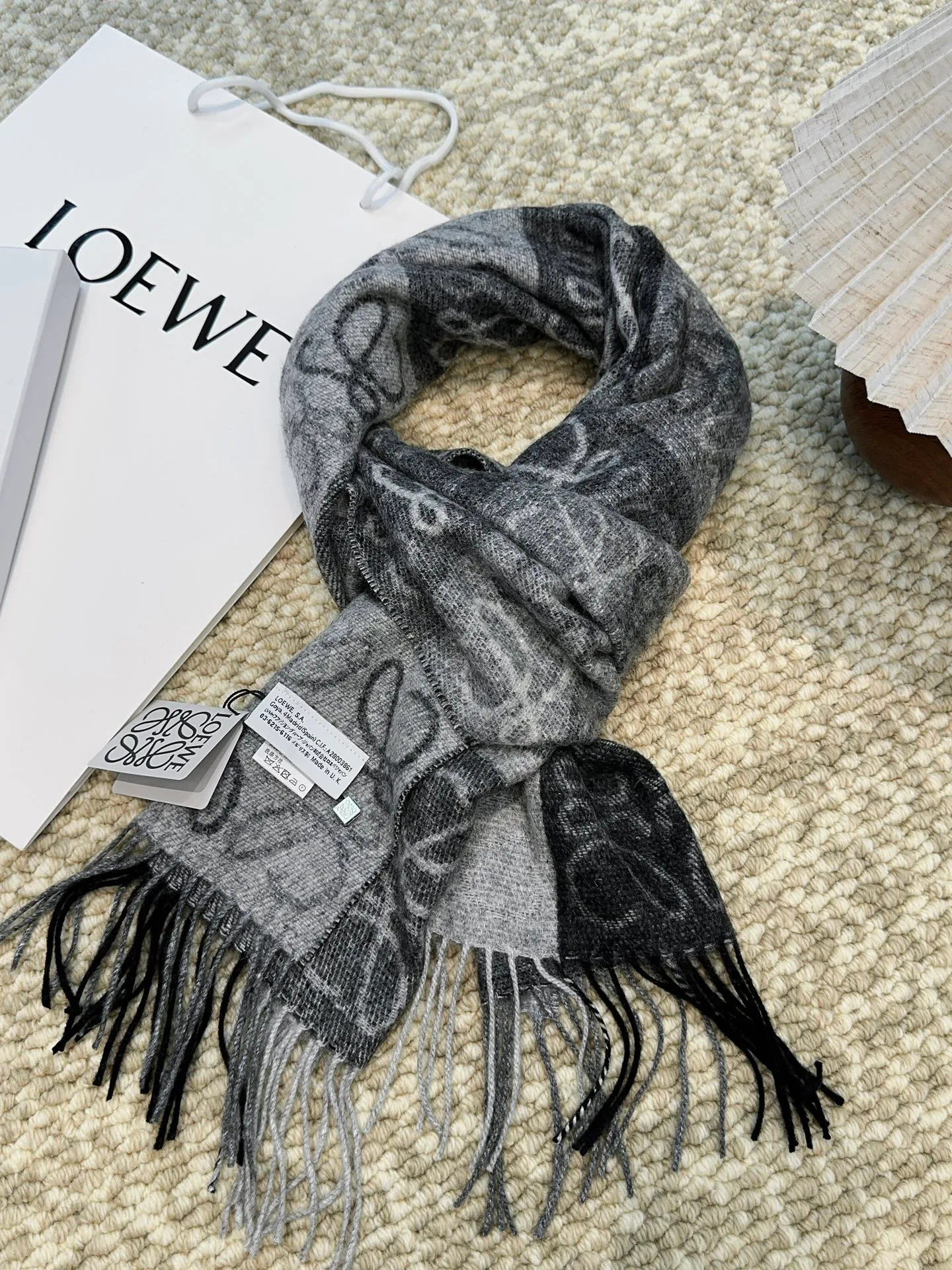 Шарфы Loewe 702870