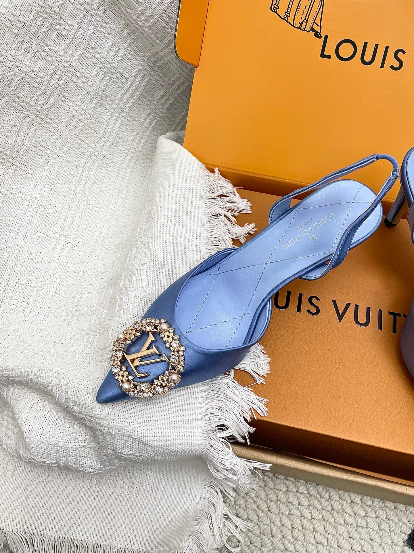Туфли Женские Louis Vuitton 11194371