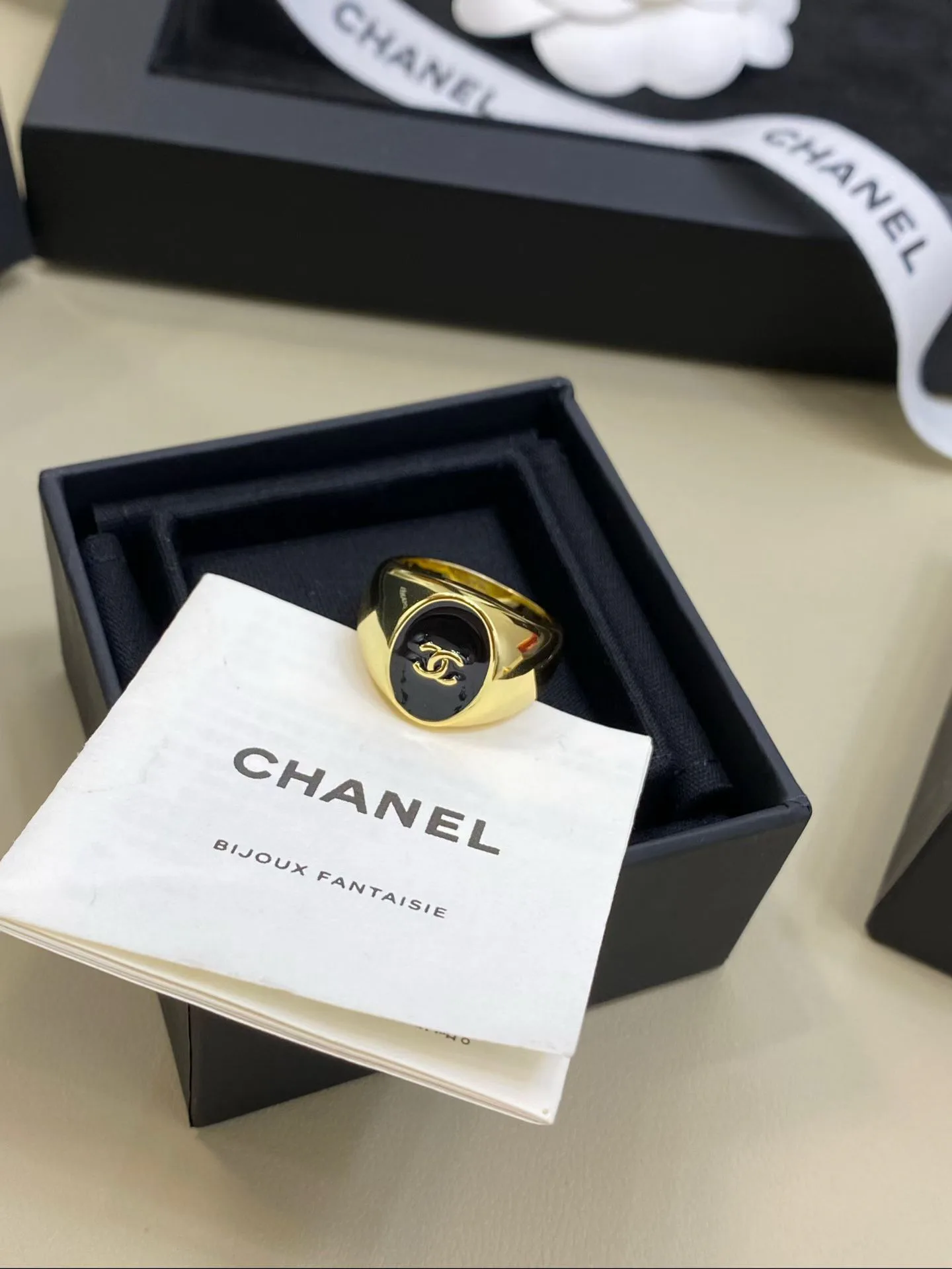 Бижутерия Chanel 18123087